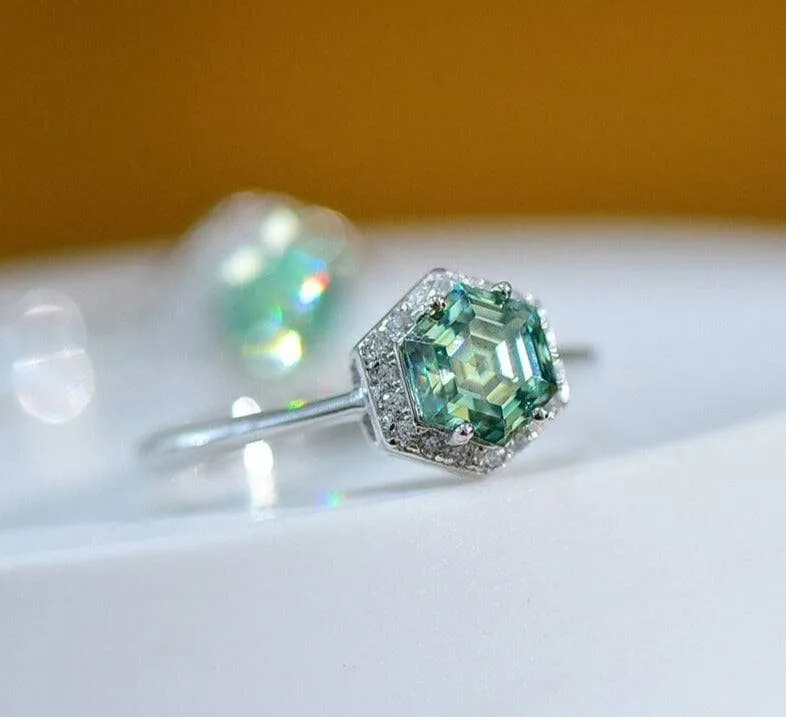 1 Carat Hexagon Cut Diamond Diamond Engagement Ring