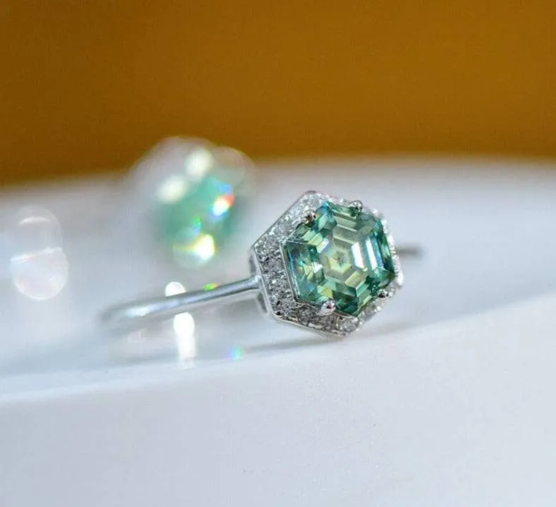 1 Carat Hexagon Cut Diamond Diamond Engagement Ring