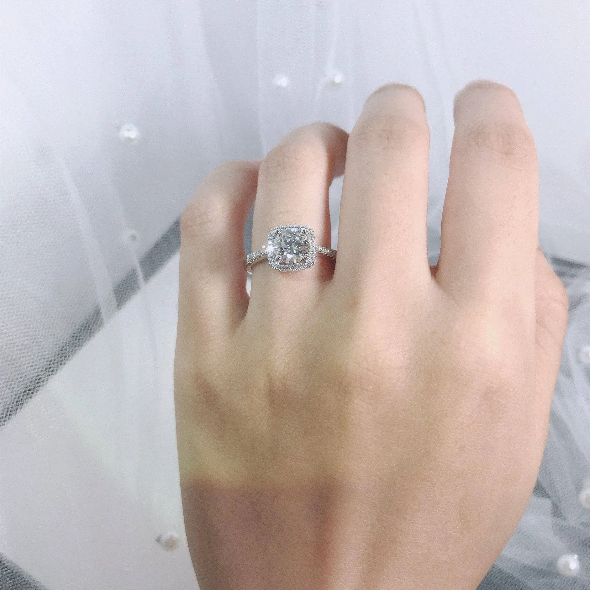1.0Ct 6.5mm Diamond Engagement Ring