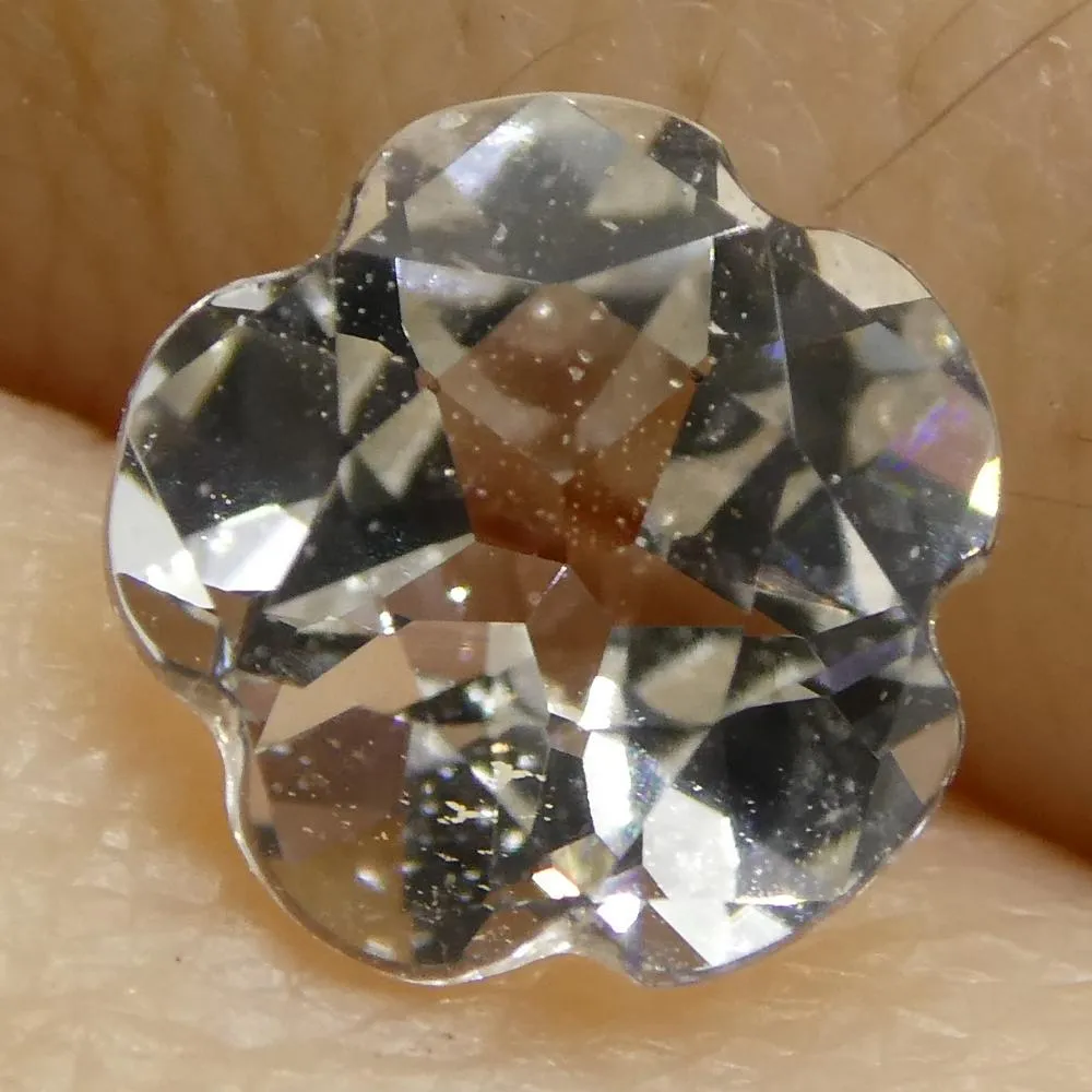 1.41ct White Sapphire Flower