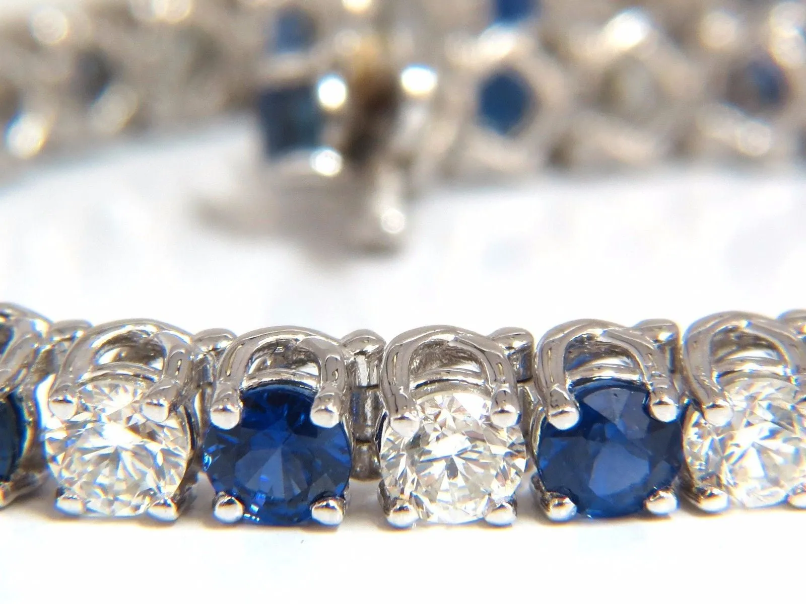 14.35ct natural Vivid royal blue round sapphires diamond bracelet 14kt tennis