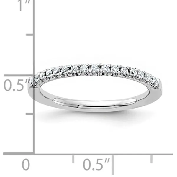 14K White Gold 1/6ct. G H I Round Moissanite Band