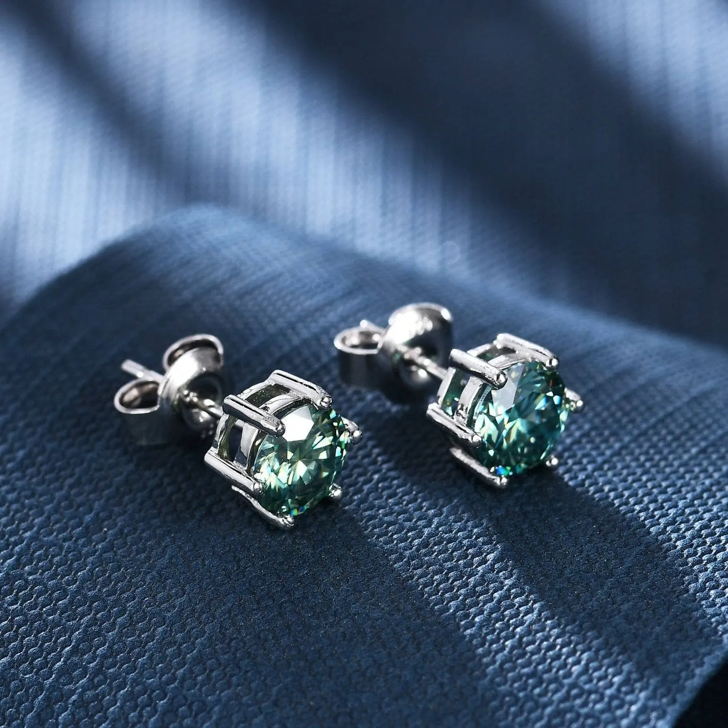 14K White Gold 6-Prong Round Diamond Stud Earrings