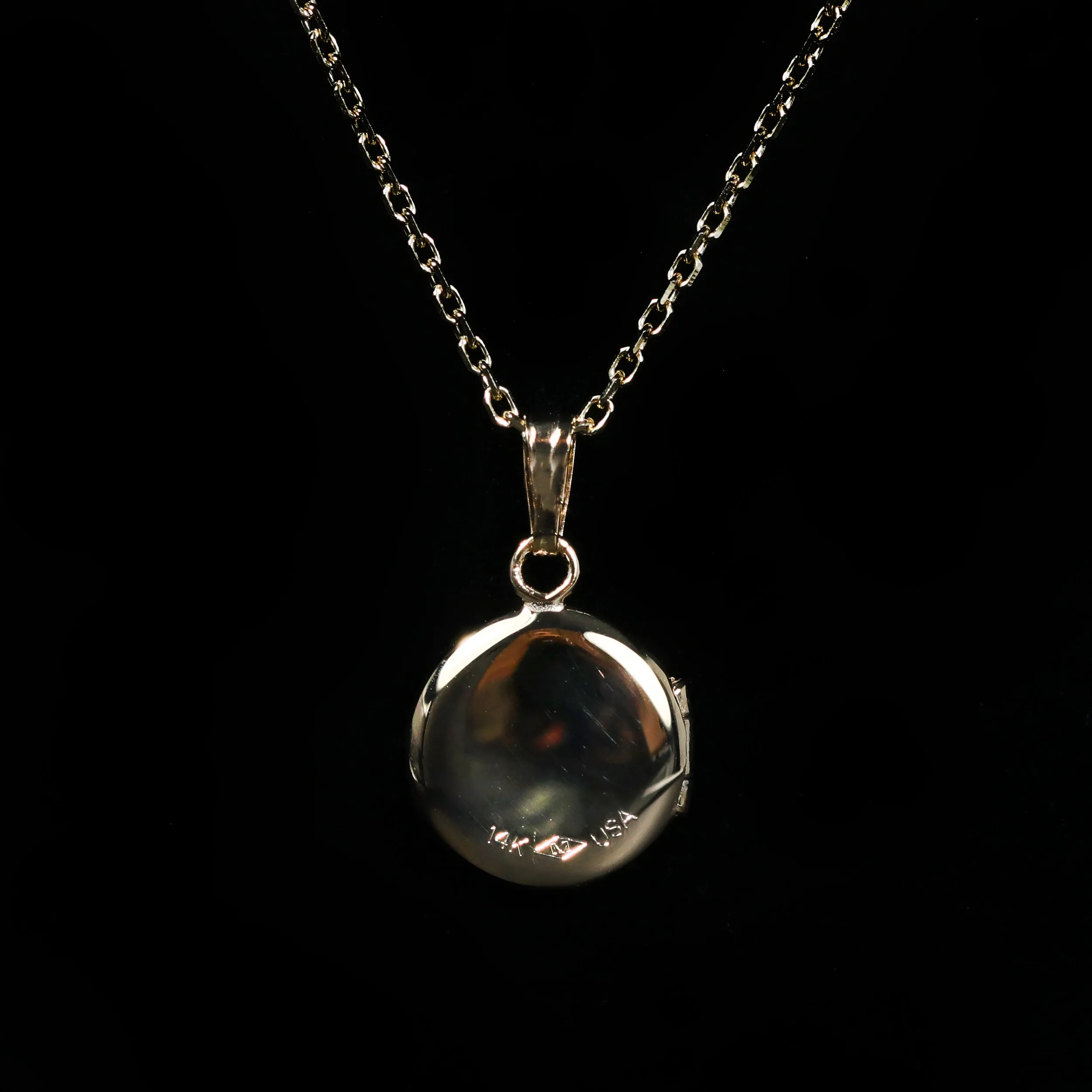 14K Yellow Gold Mini Round Diamond Locket