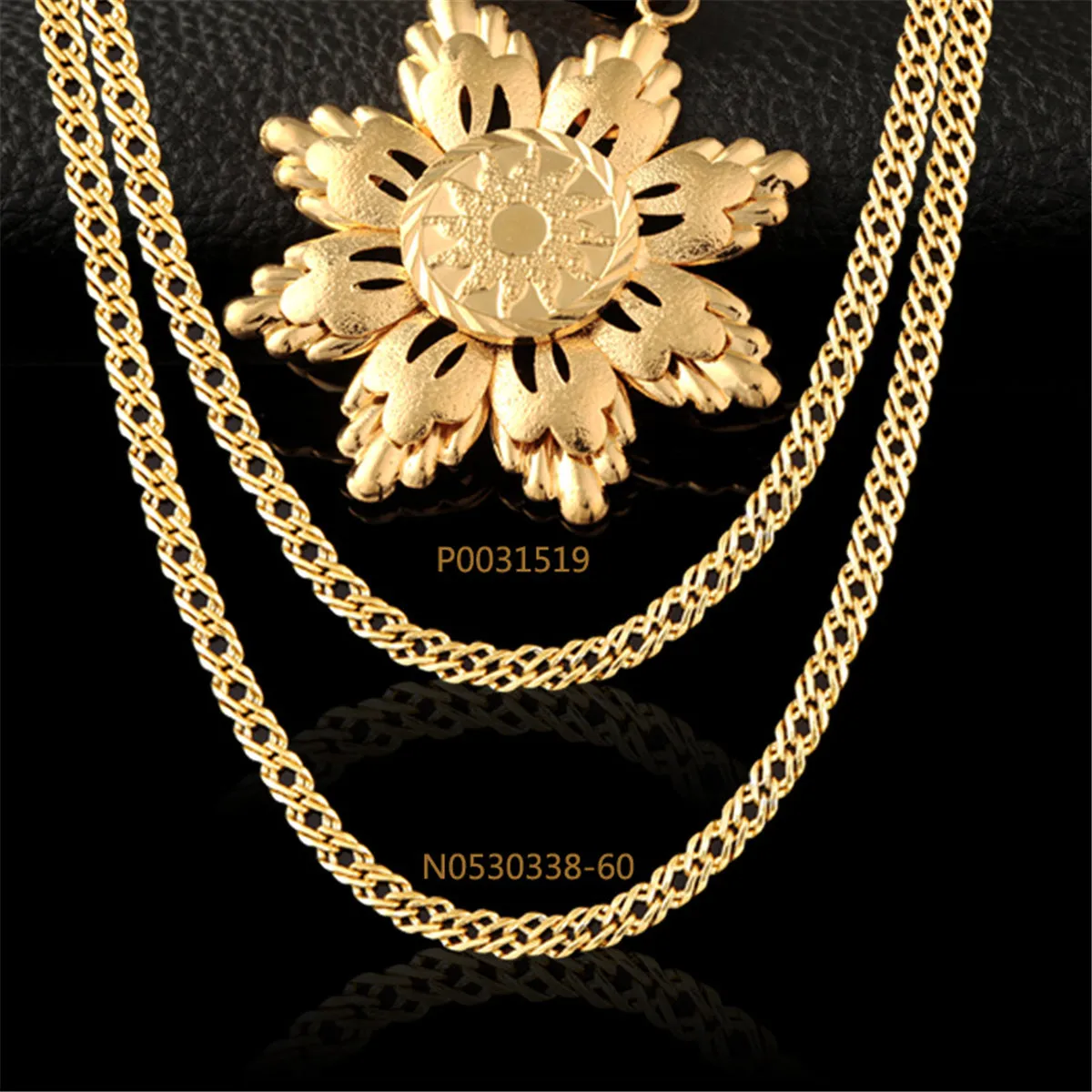 18K Gold-Plated Open Flower Pendant Necklace