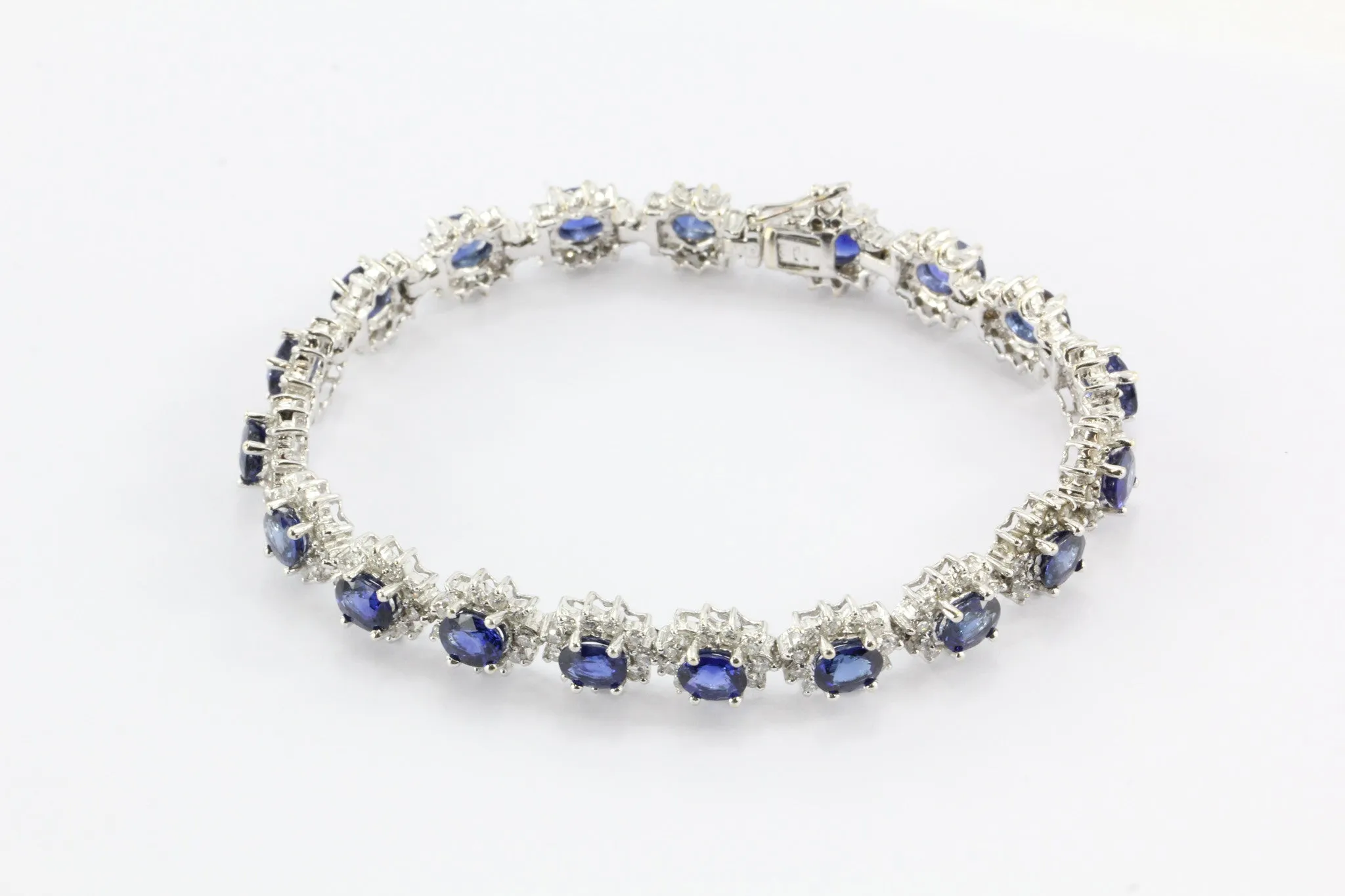 18K White Gold 9.12 Carat Sapphire & 3.45 Carat Diamond Tennis Bracelet