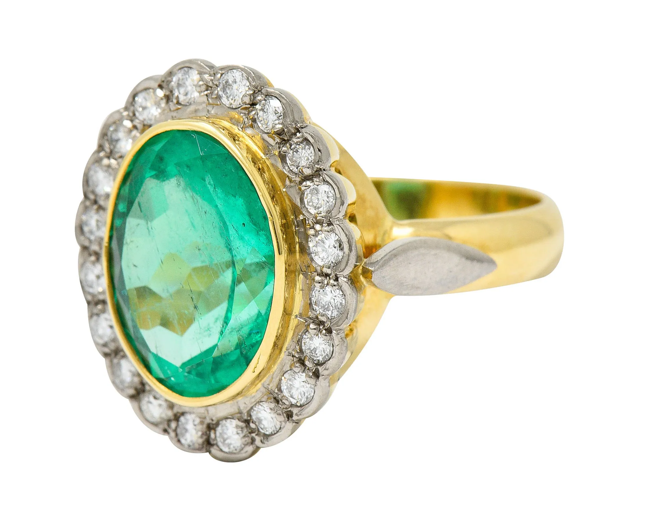 1980's 6.40 CTW Colombian Emerald Diamond 18 Karat Two-Tone Gold Cluster Vintage Ring GIA