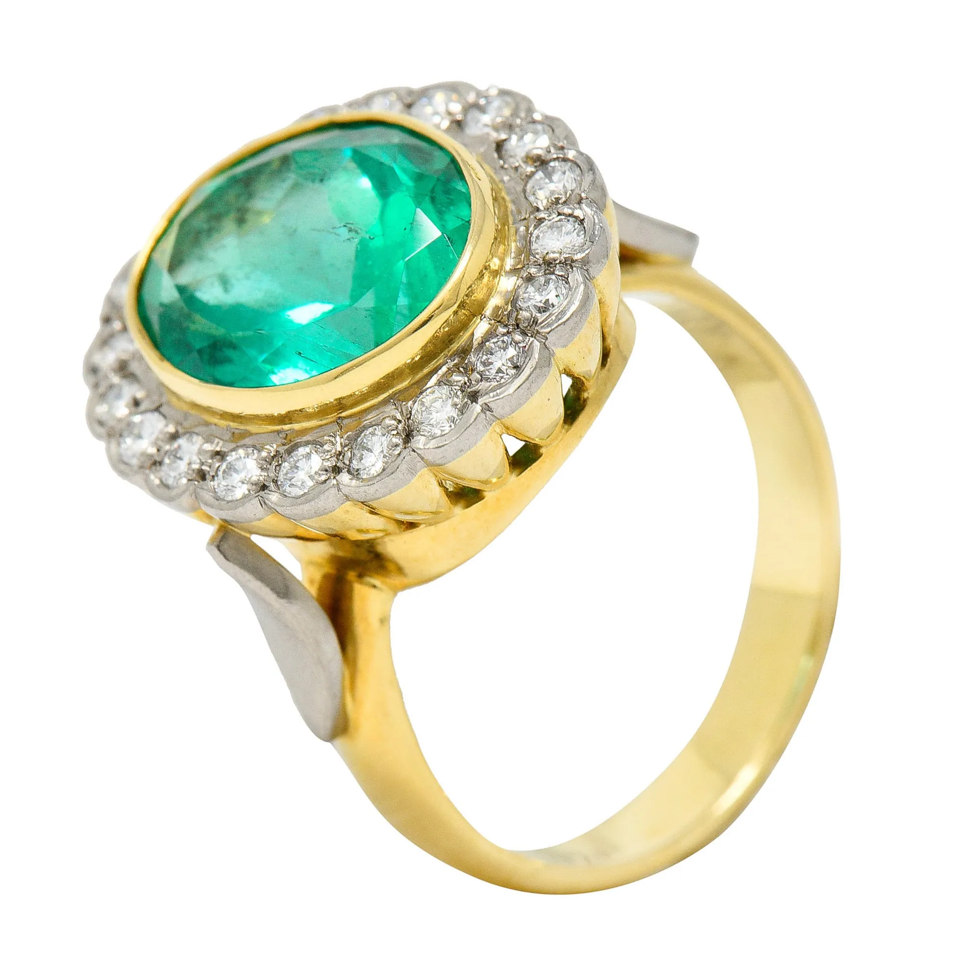 1980's 6.40 CTW Colombian Emerald Diamond 18 Karat Two-Tone Gold Cluster Vintage Ring GIA