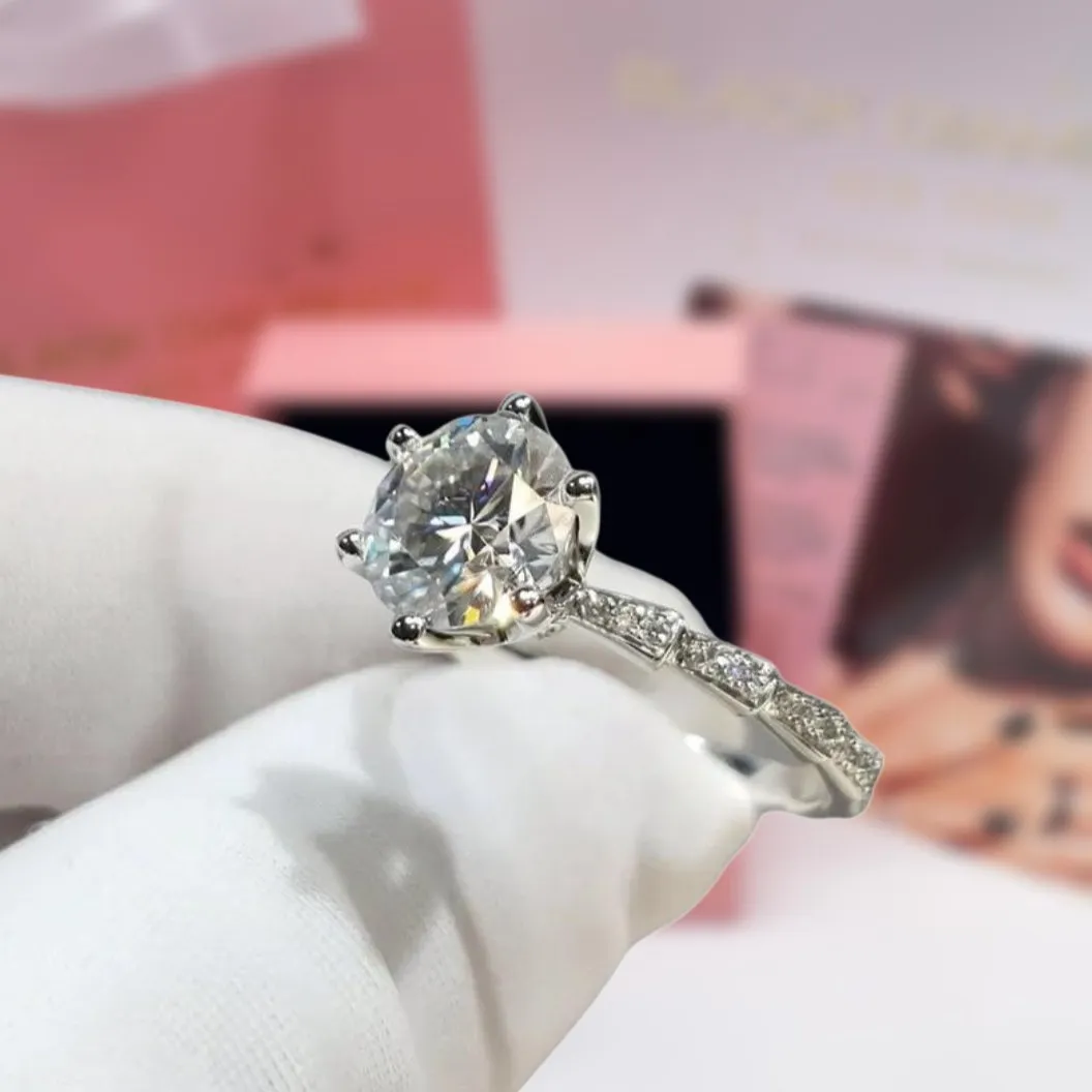 5 Carat Round Cut Diamond Engagement Ring