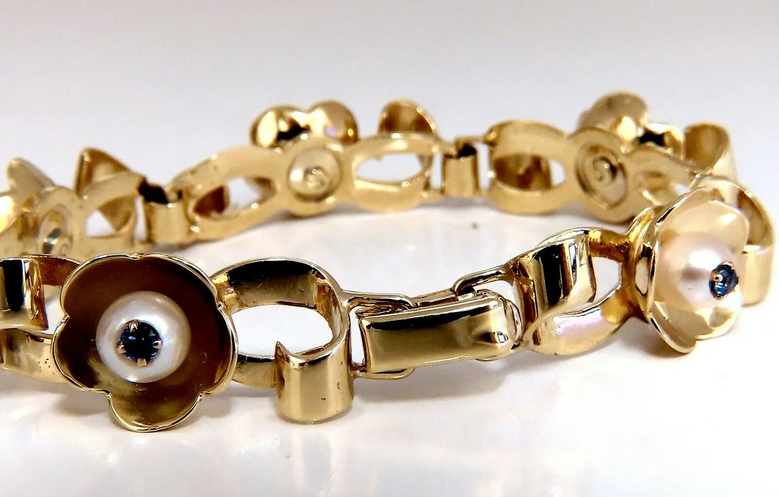 .50ct Natural Sapphires within Pearls Vintage Clover Bracelet 14 Karat Vintage