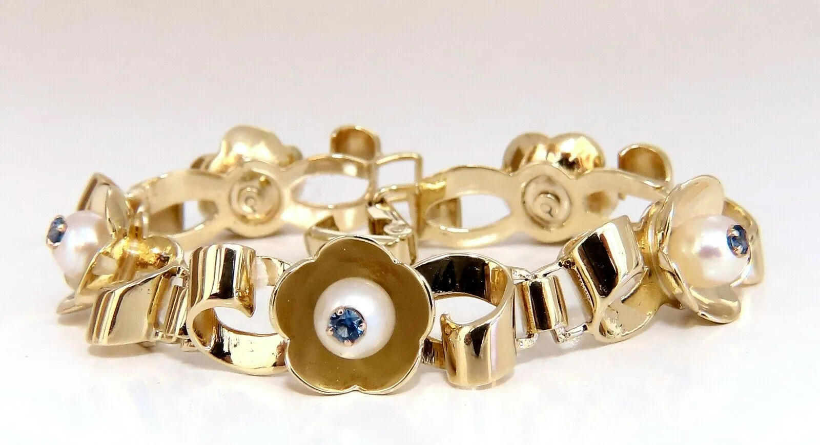 .50ct Natural Sapphires within Pearls Vintage Clover Bracelet 14 Karat Vintage