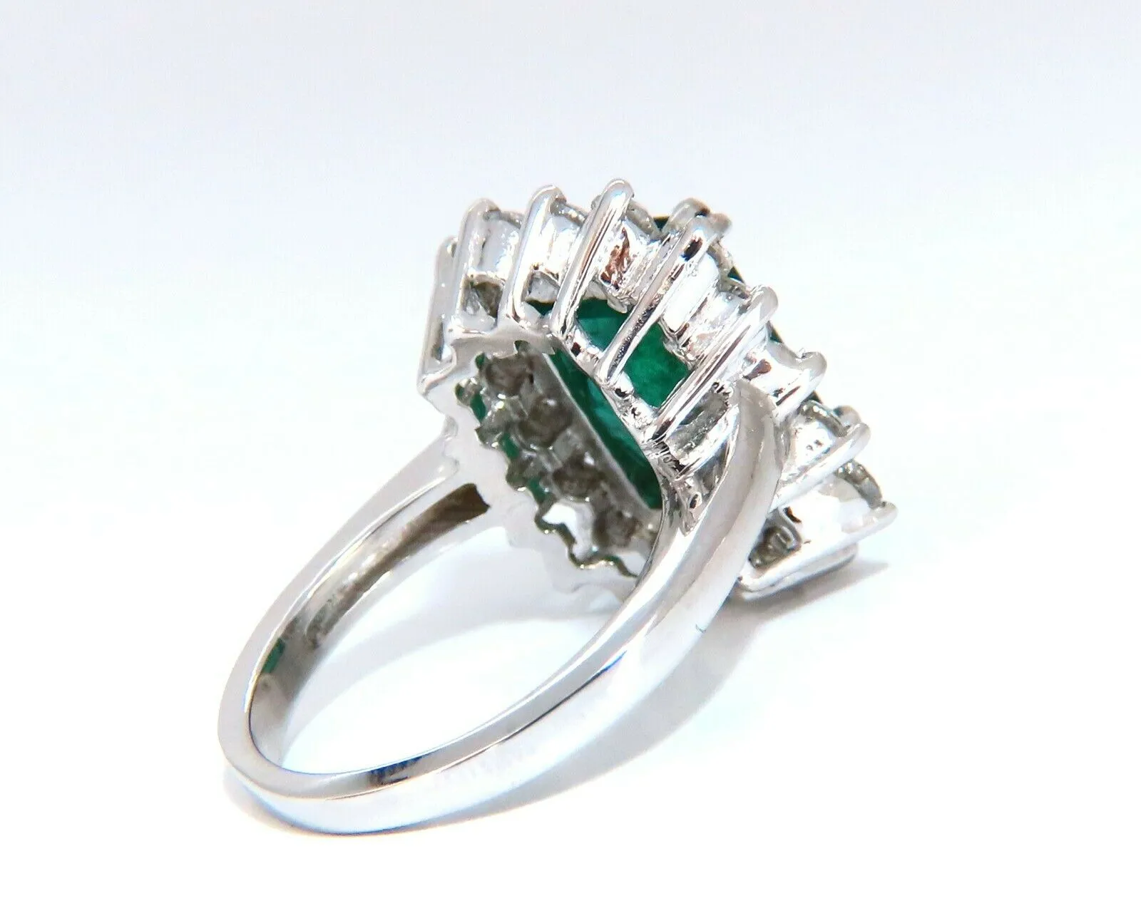 7.15ct Natural Emerald Diamonds Cluster Halo Ring 14kt