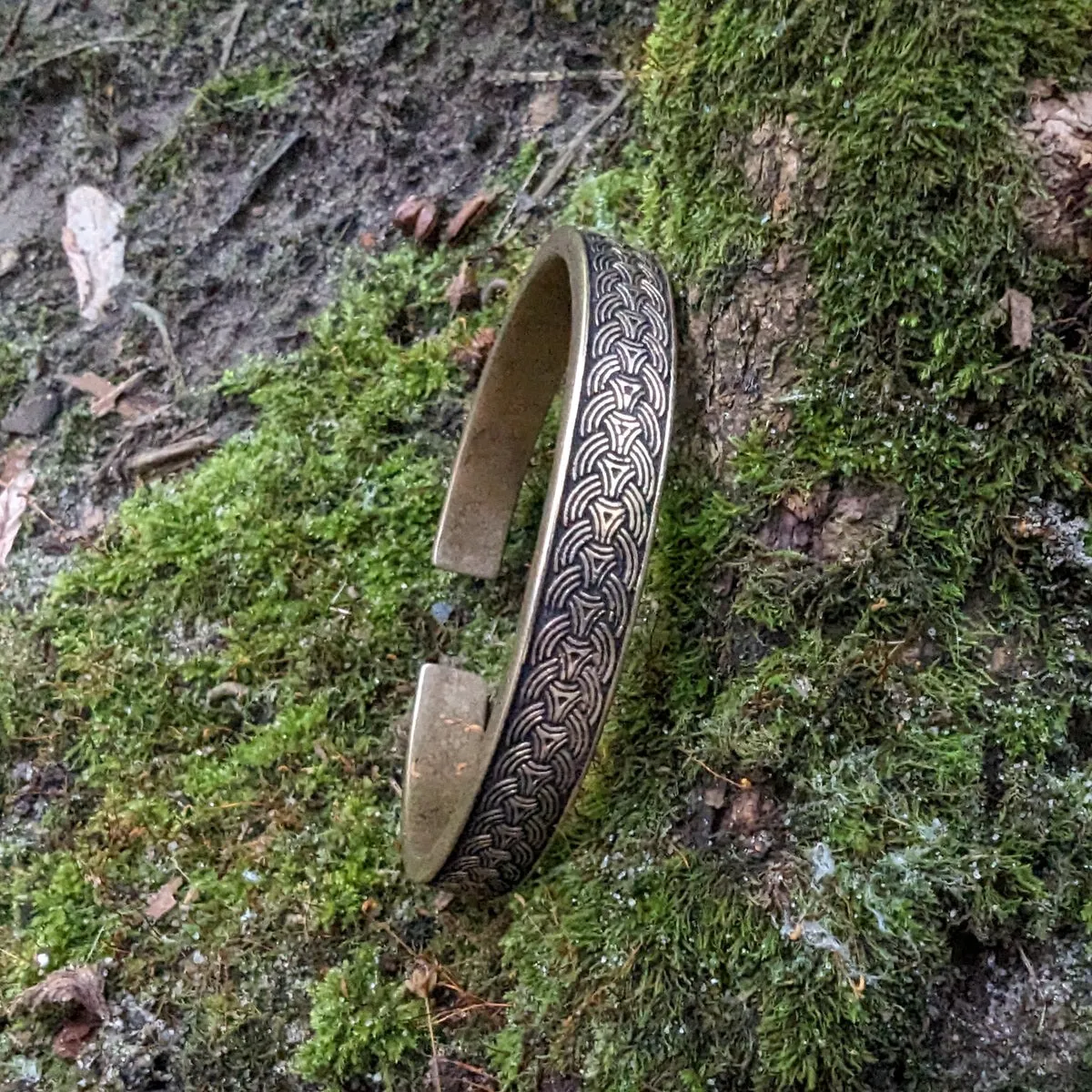 Borre big bracelet from bronze