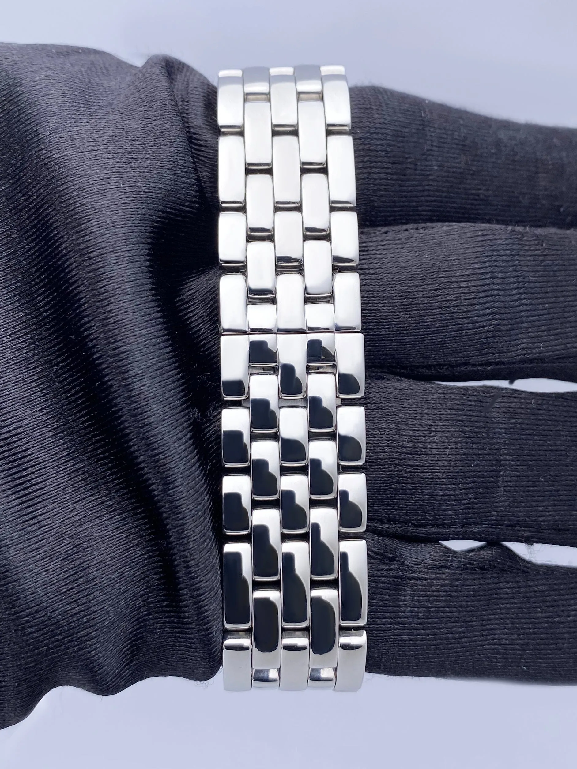 Cartier Panthere WSPN0007 Medium Steel Ladies Watch