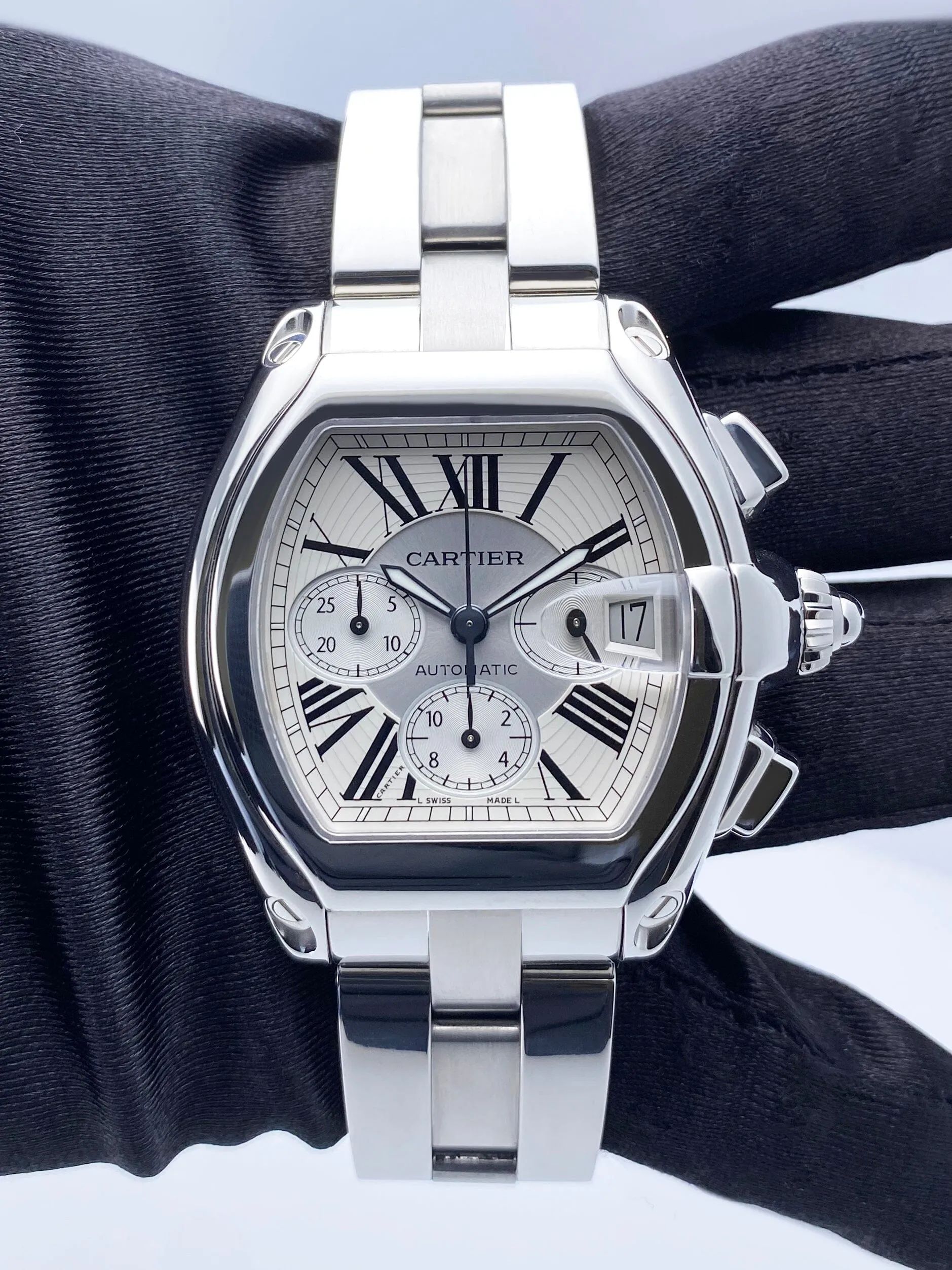 Cartier Roadster W62019X6 Silver Dial Mens Watch Box Papers