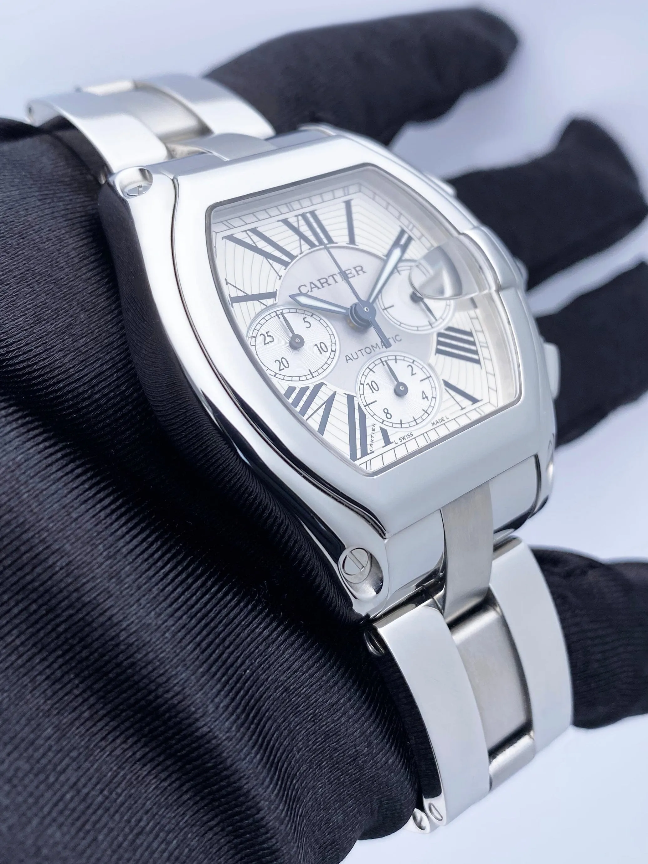 Cartier Roadster W62019X6 Silver Dial Mens Watch Box Papers