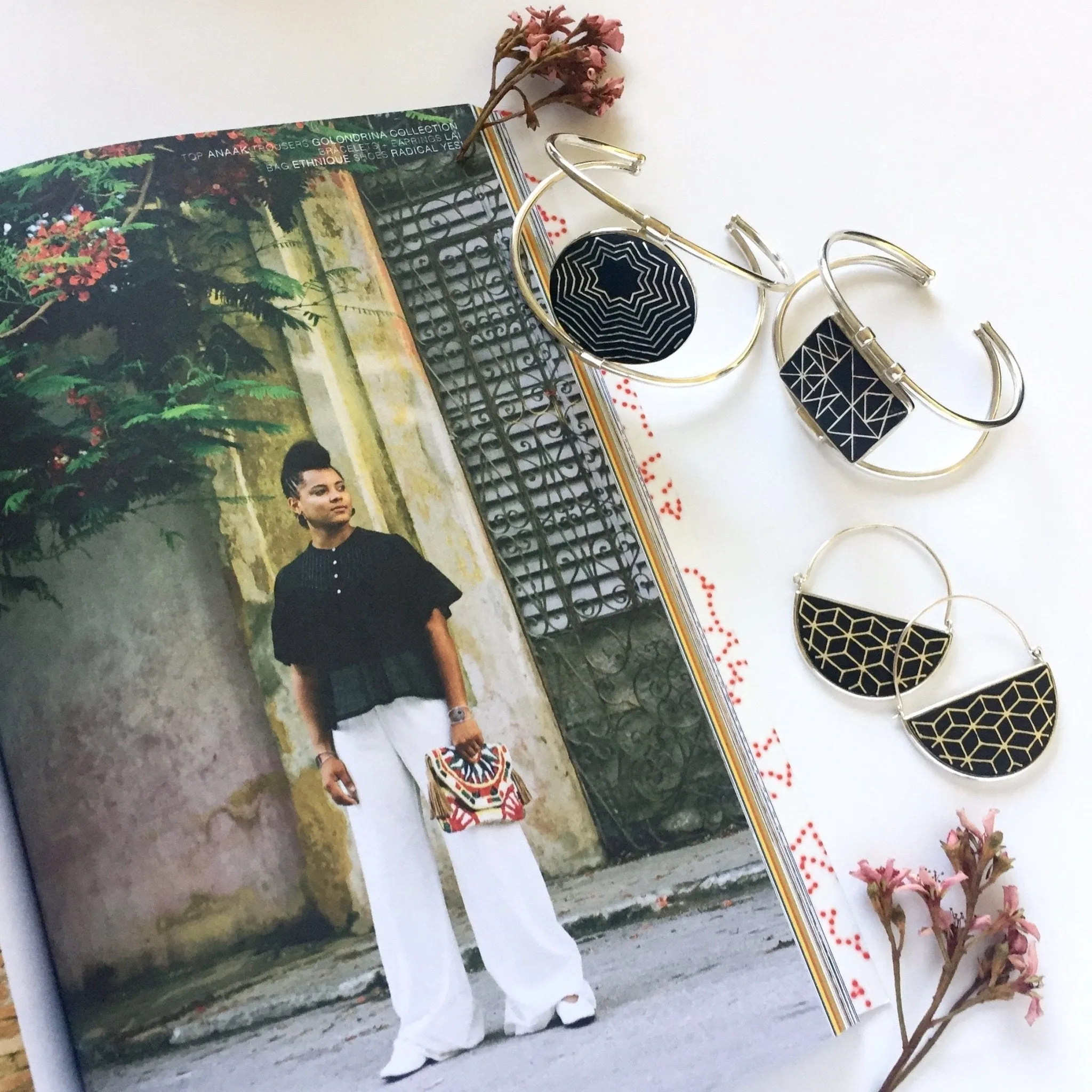 Conversation-starting round Bidri cuff
