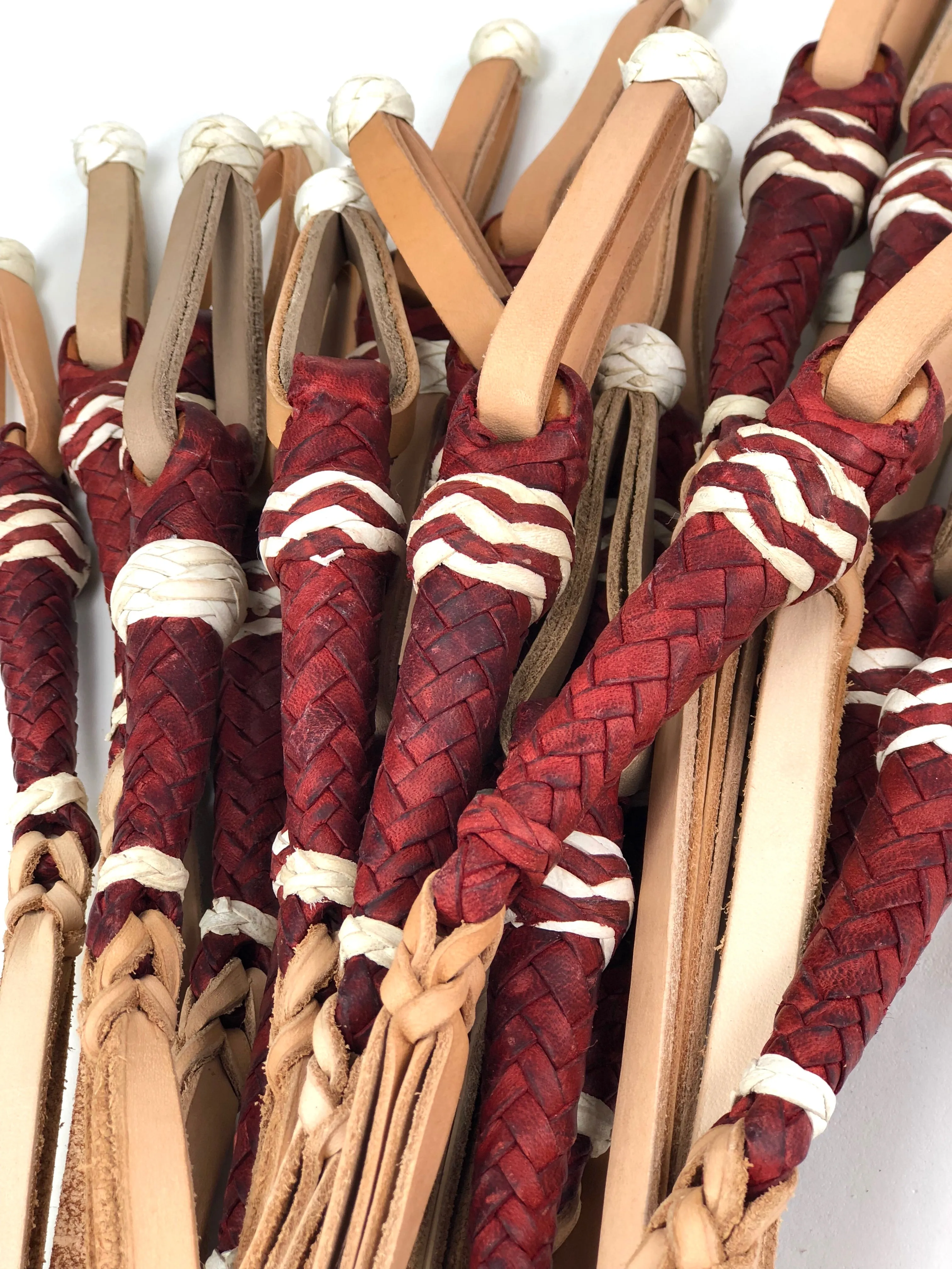 Cuarta Trailer Whip Burgundy and White JTW15