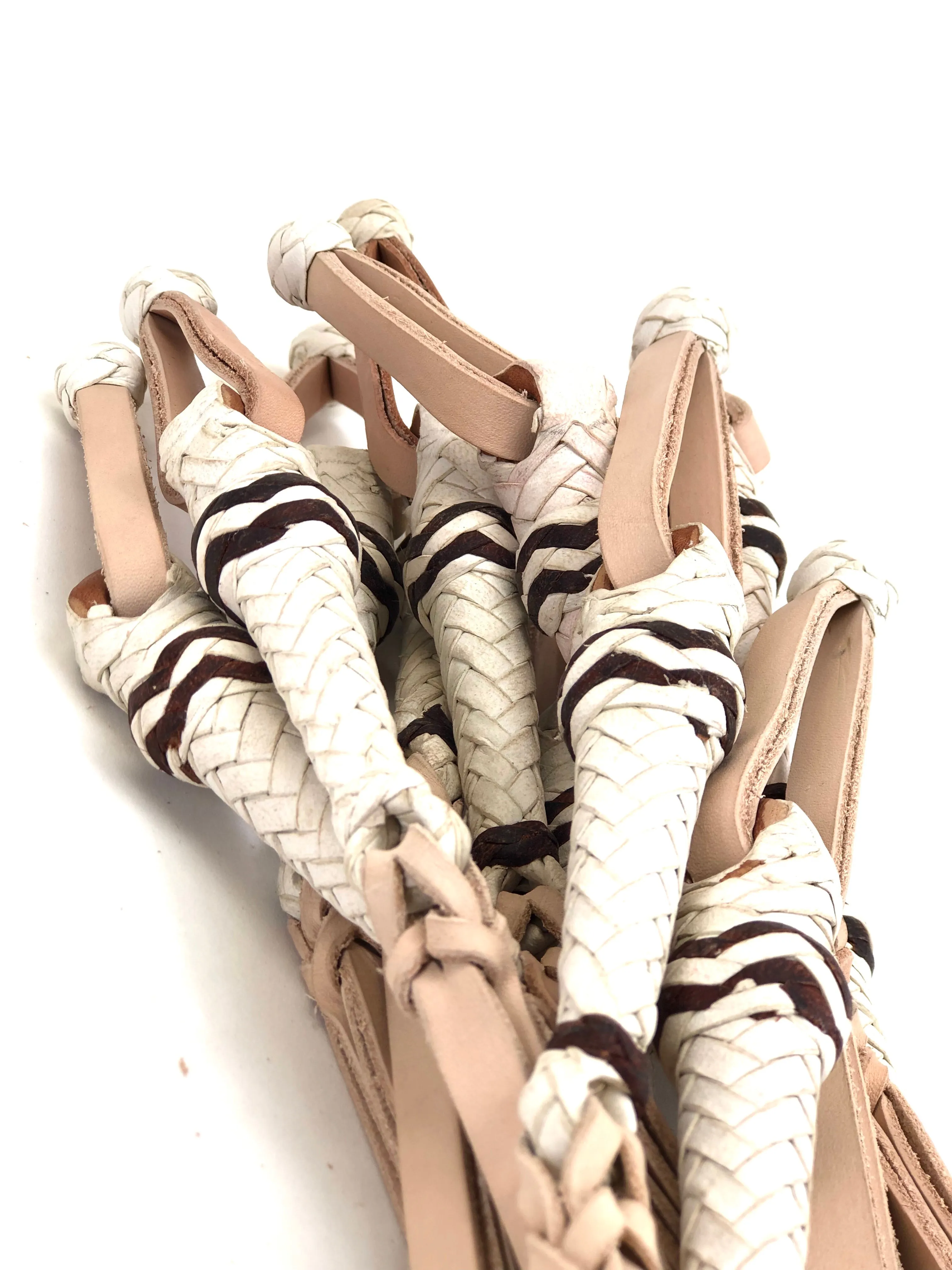 Cuarta Trailer Whip White and Brown JTW12