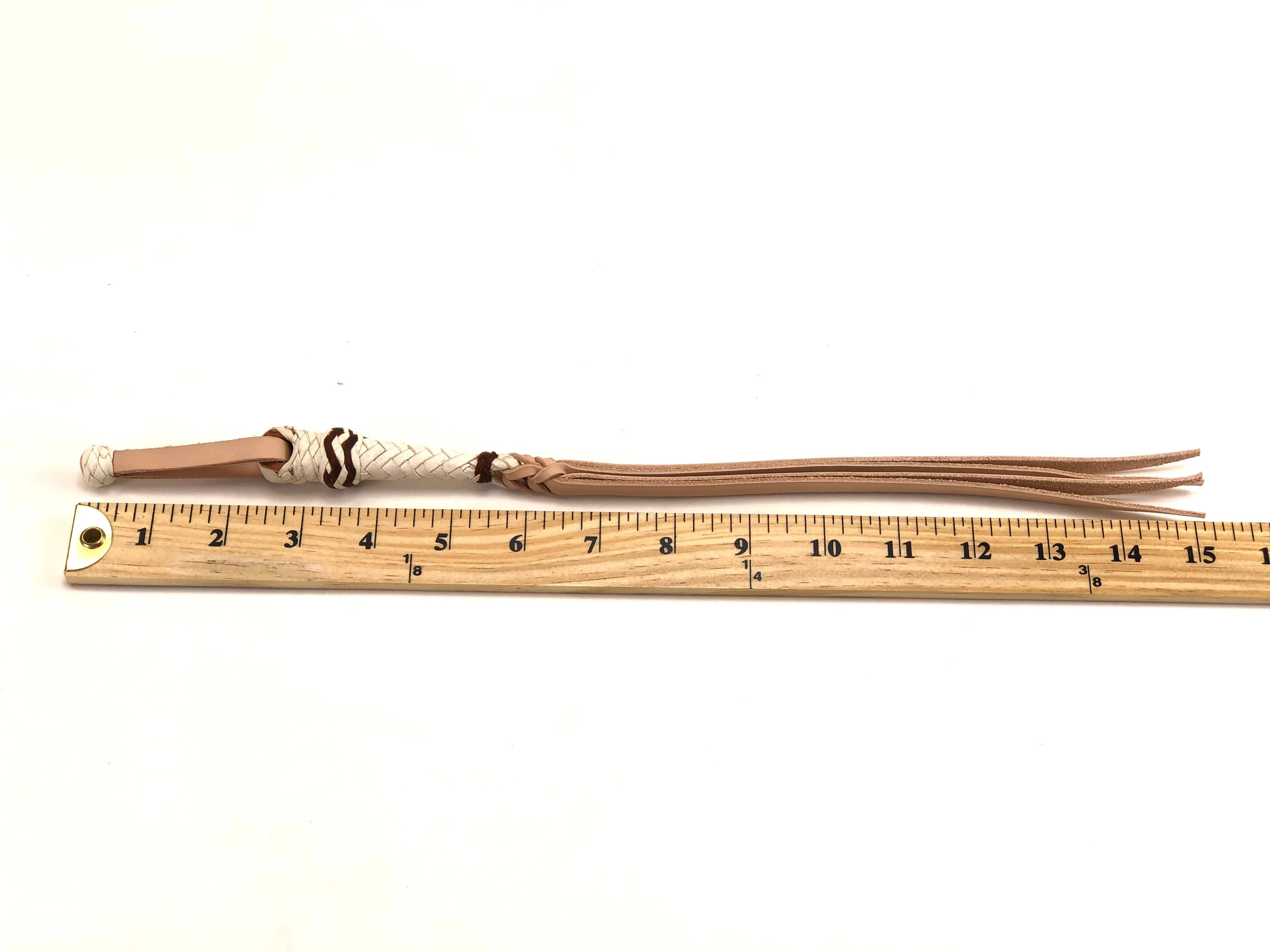 Cuarta Trailer Whip White and Brown JTW12