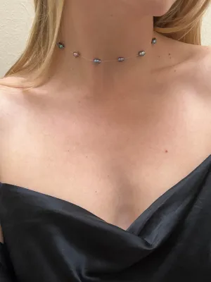 FLOATING PEARL NECKLACE BLACK
