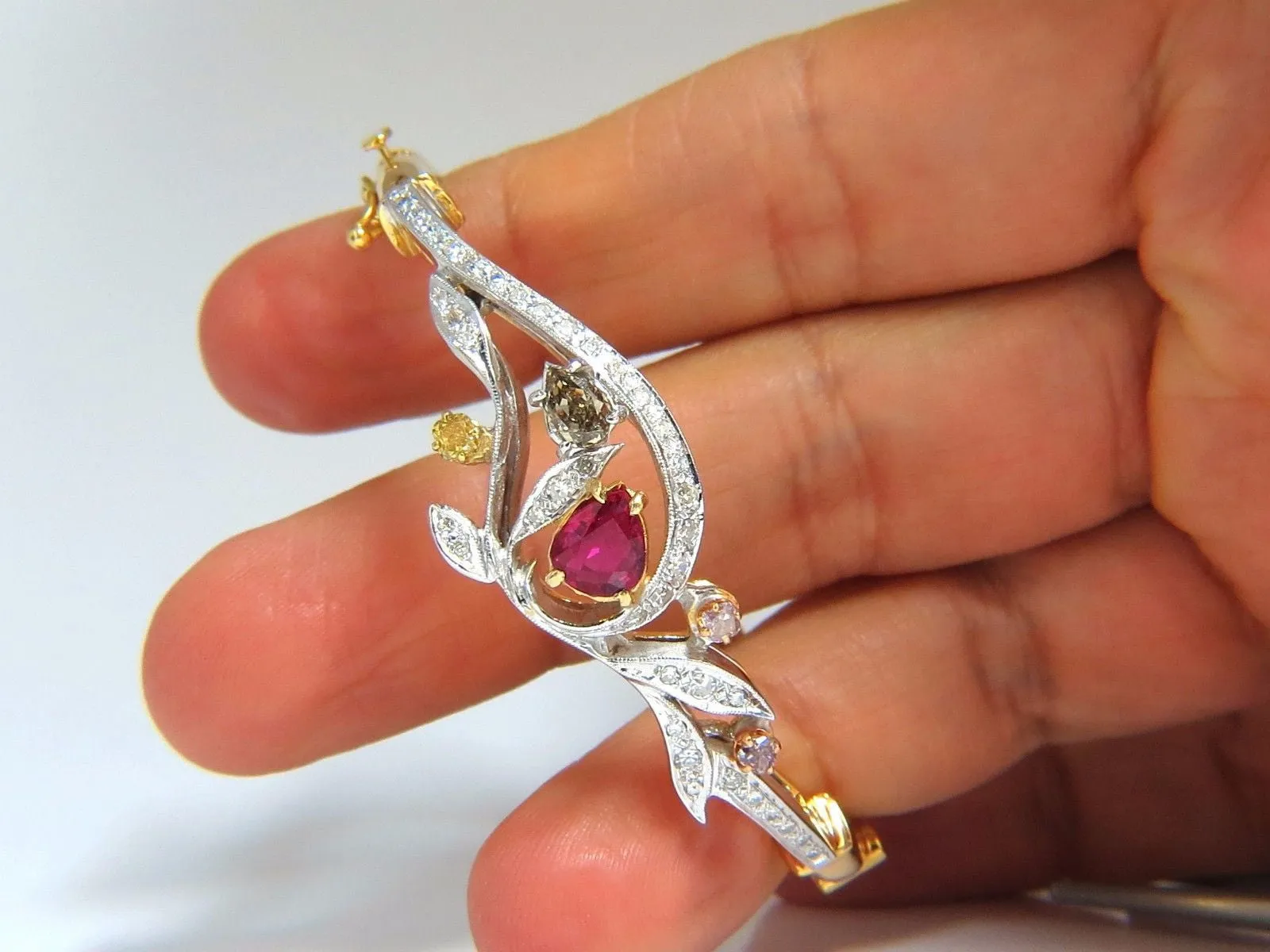GIA Certified No Heat Natural Ruby Fancy color diamonds bangle bracelet
