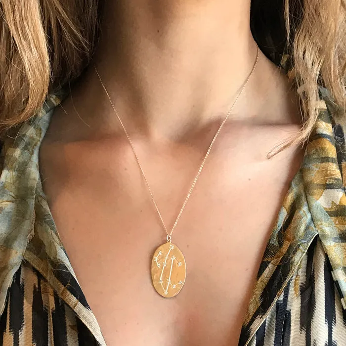 Leo Astrology Necklace in Yellow Gold