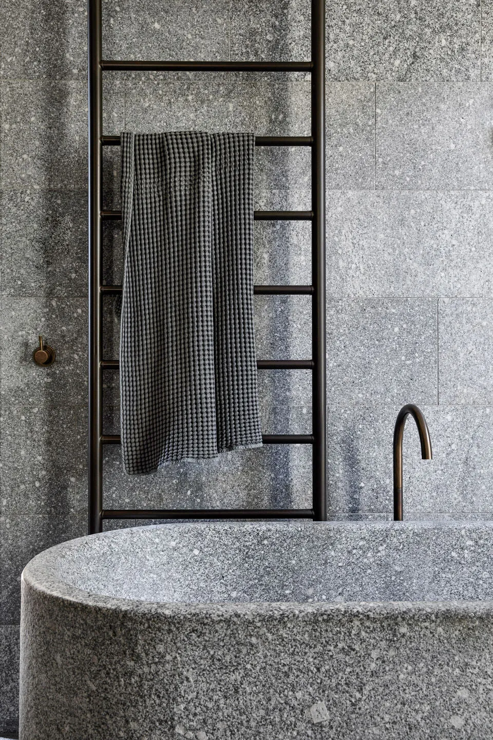 Mazu Granite Bath - 1740mm
