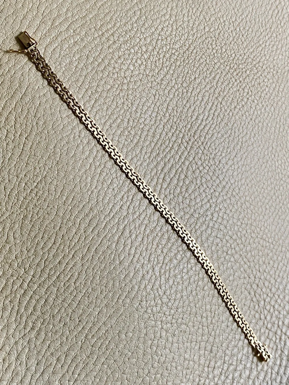 Midcentury era 14k gold Virola Link - Double strand bracelet - 7.25 inch length