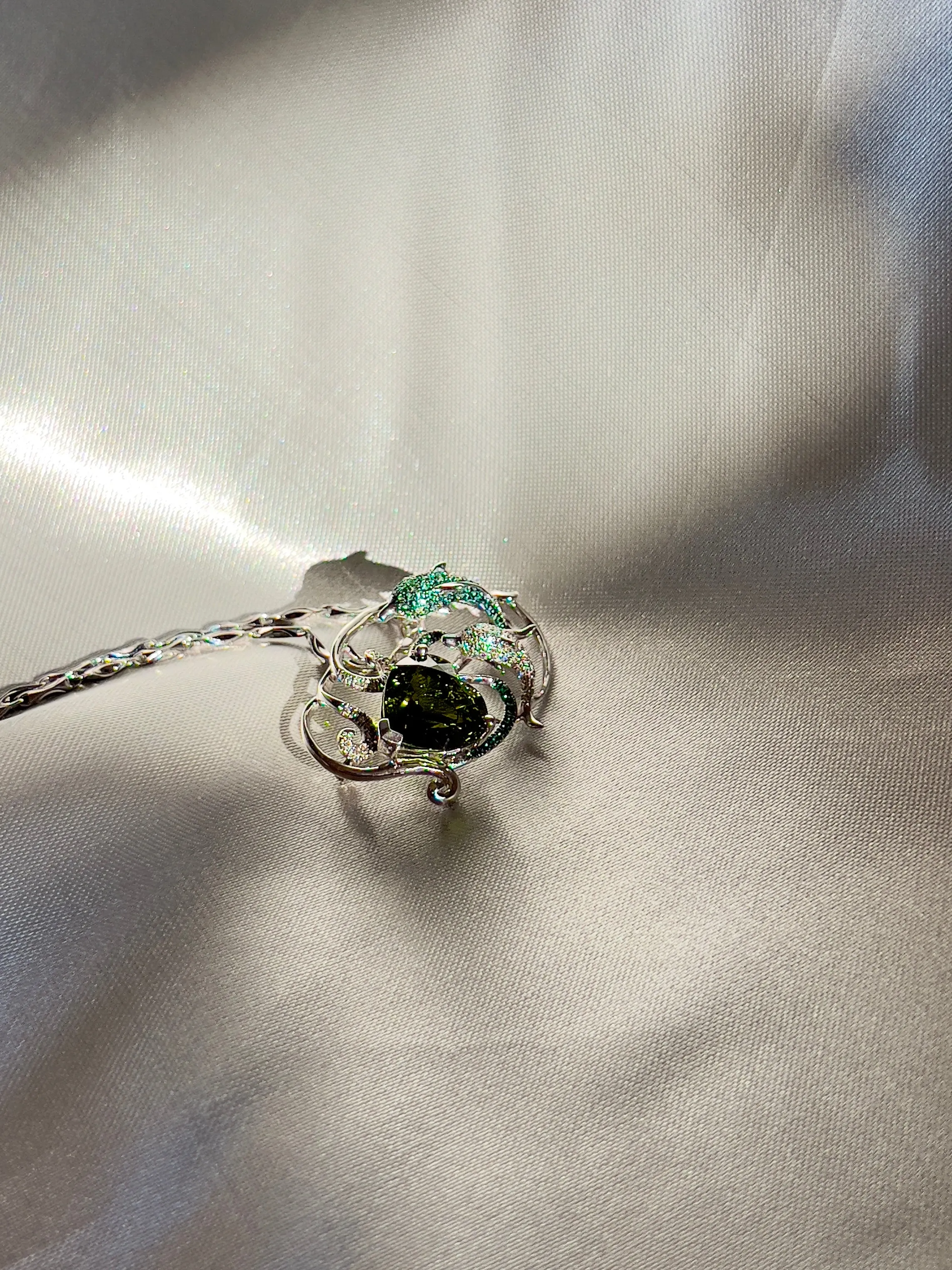 Natural 7.5Ct Green Tourmaline with Tsavorite and Diamond Dolphins Pendant Brooch in 18K White Gold