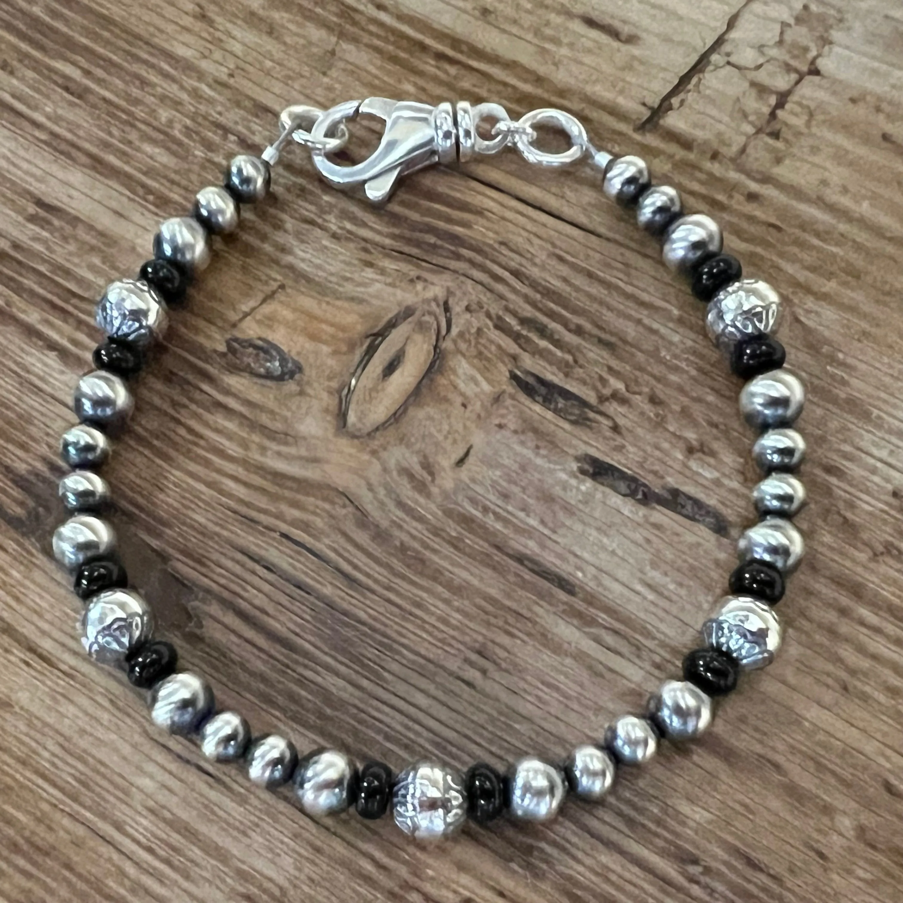 Navajo Pearl Black Onyx Stamped Bead Bracelet