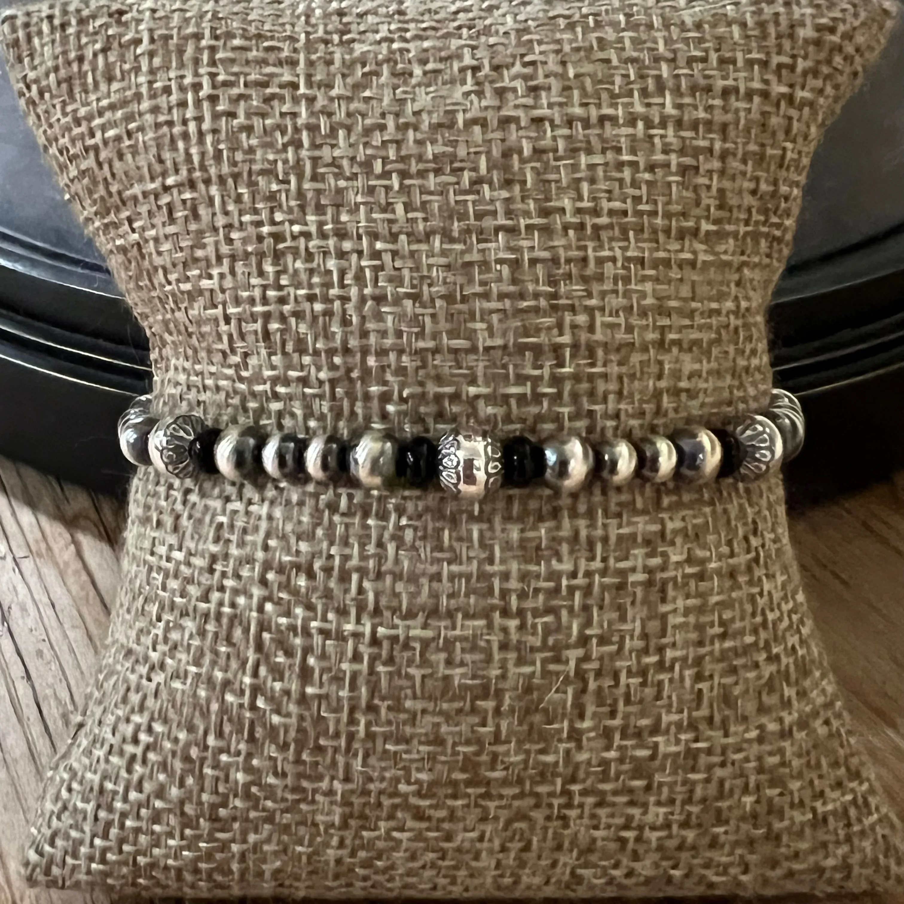 Navajo Pearl Black Onyx Stamped Bead Bracelet