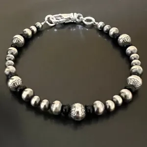 Navajo Pearl Black Onyx Stamped Bead Bracelet