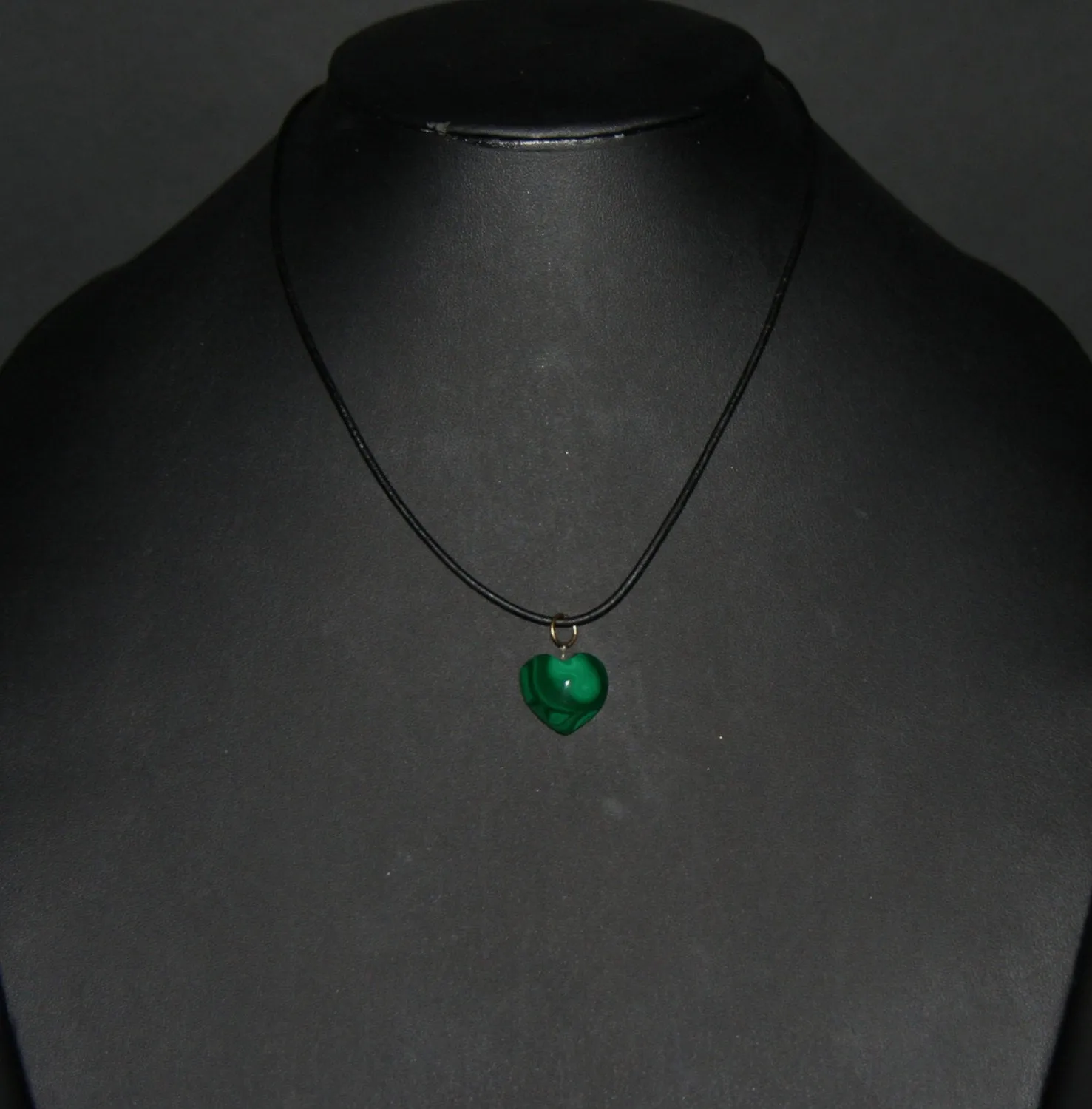 Necklace Malachite Heart Pendant Vintage on Leather 20" L