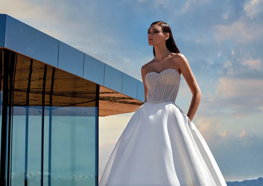Pronovias Privee: Palladium