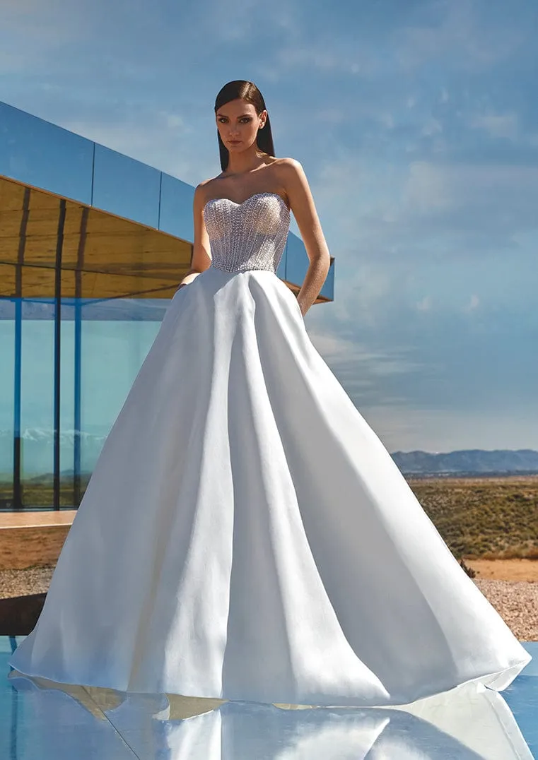 Pronovias Privee: Palladium