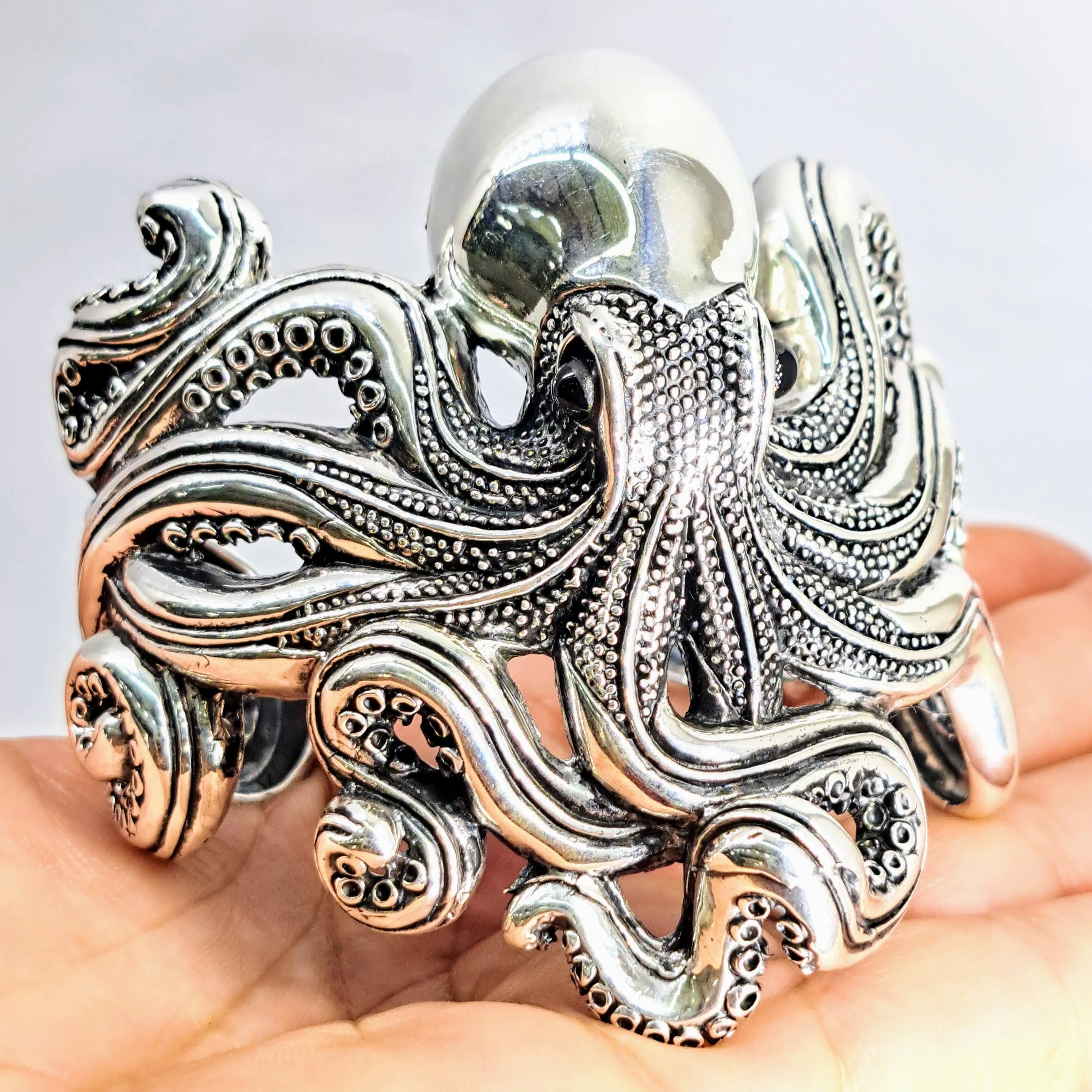 "The Kraken" Sz Med to Lg Bracelet - Sterling Silver, Onyx Eyes