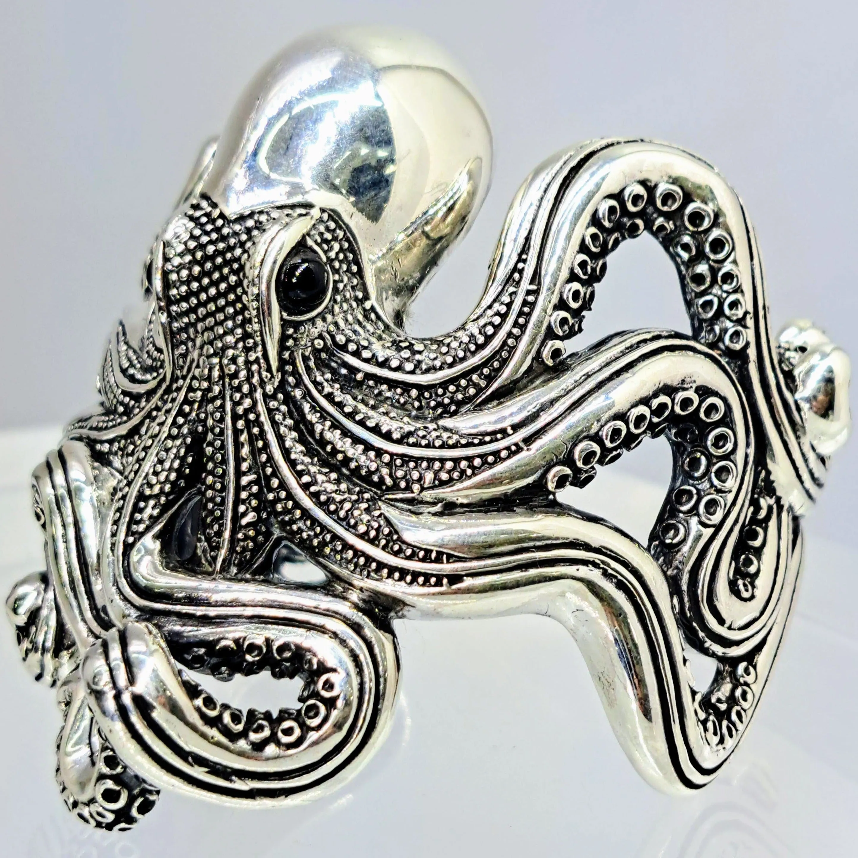 "The Kraken" Sz Med to Lg Bracelet - Sterling Silver, Onyx Eyes