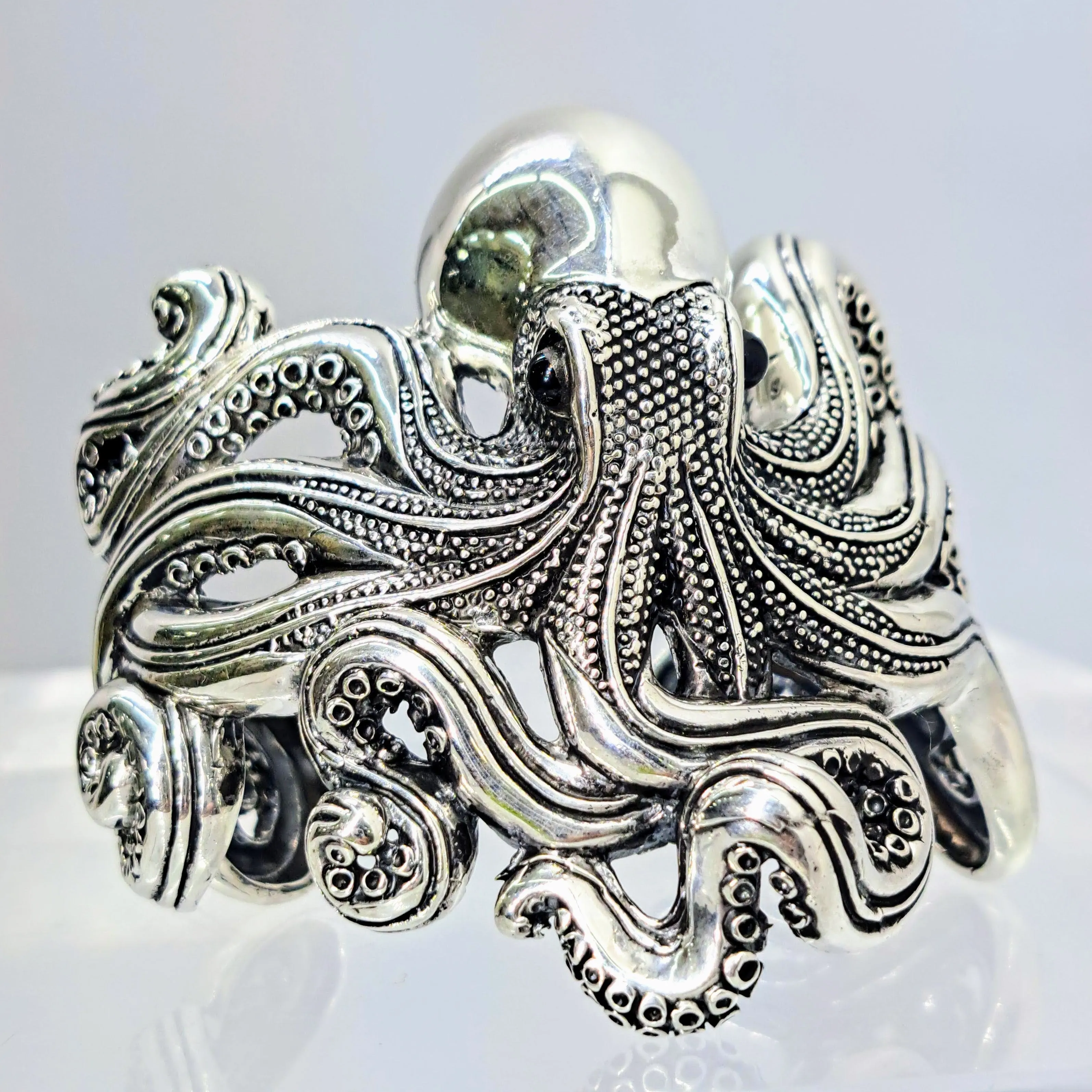 "The Kraken" Sz Med to Lg Bracelet - Sterling Silver, Onyx Eyes