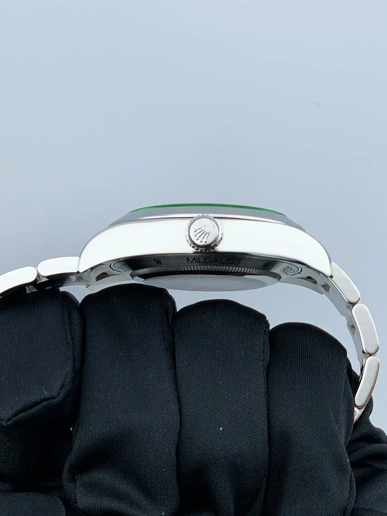 Rolex Oyster Perpetual Milgauss 116400 Mens Watch