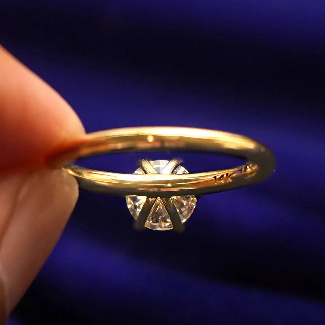 Round Lab Diamond Ring
