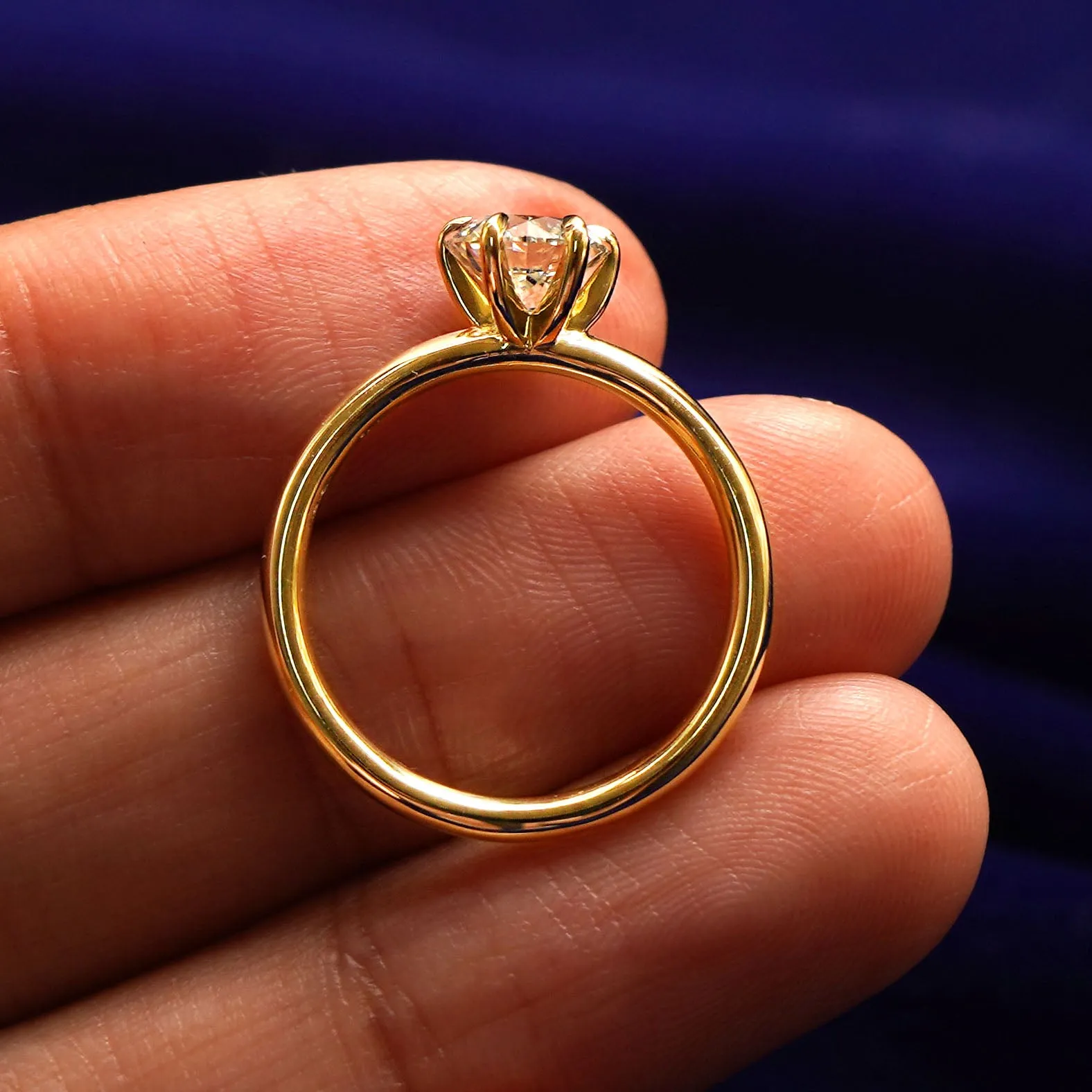 Round Lab Diamond Ring