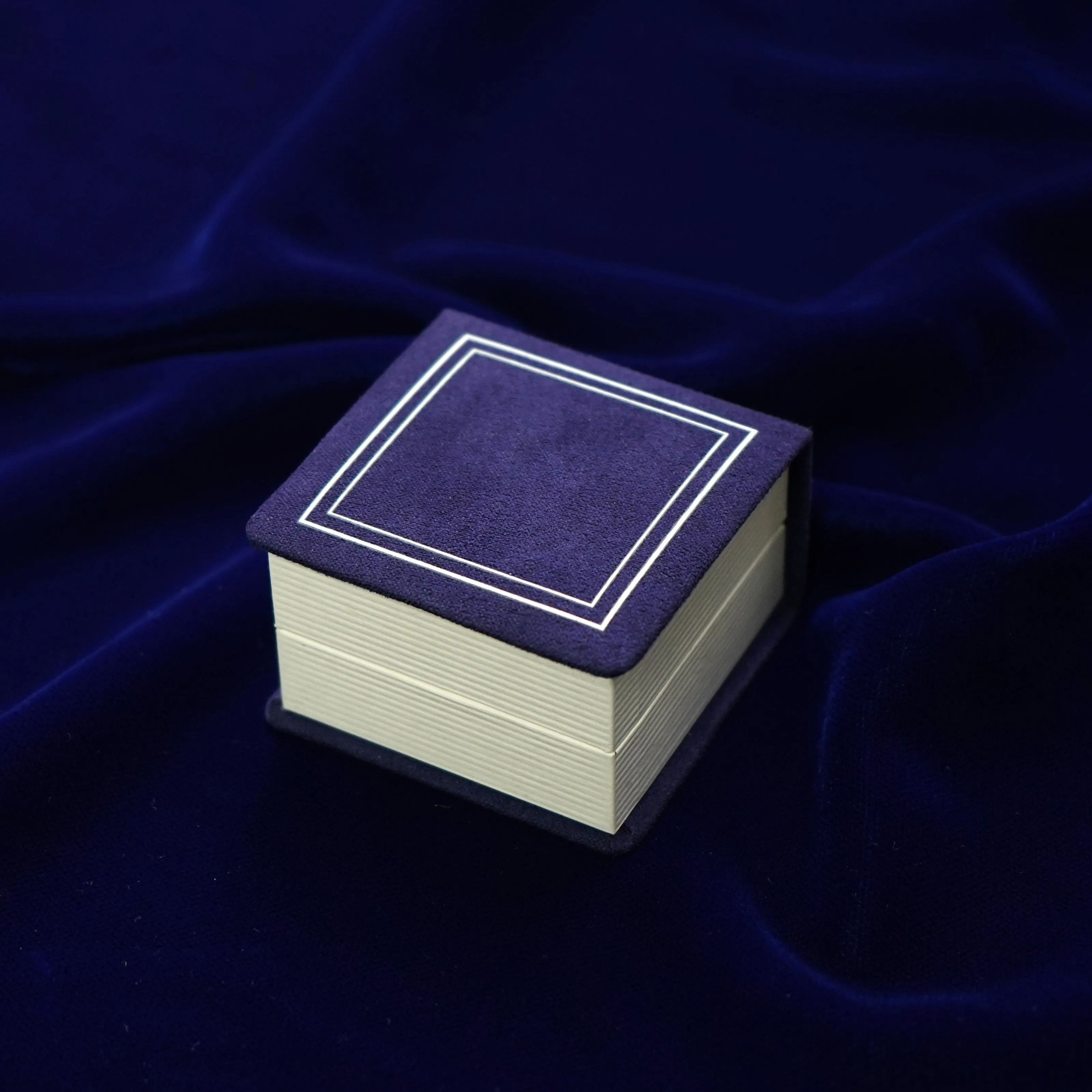 Round Lab Diamond Ring