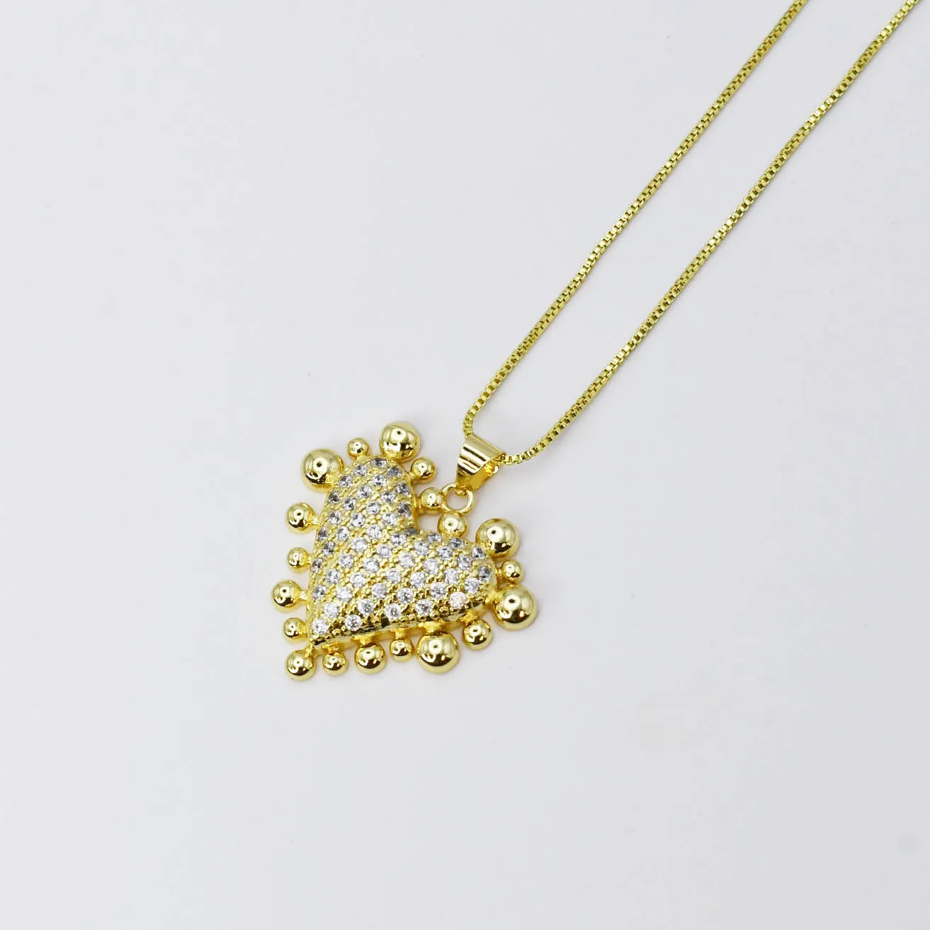 Shining Love Necklace Gold
