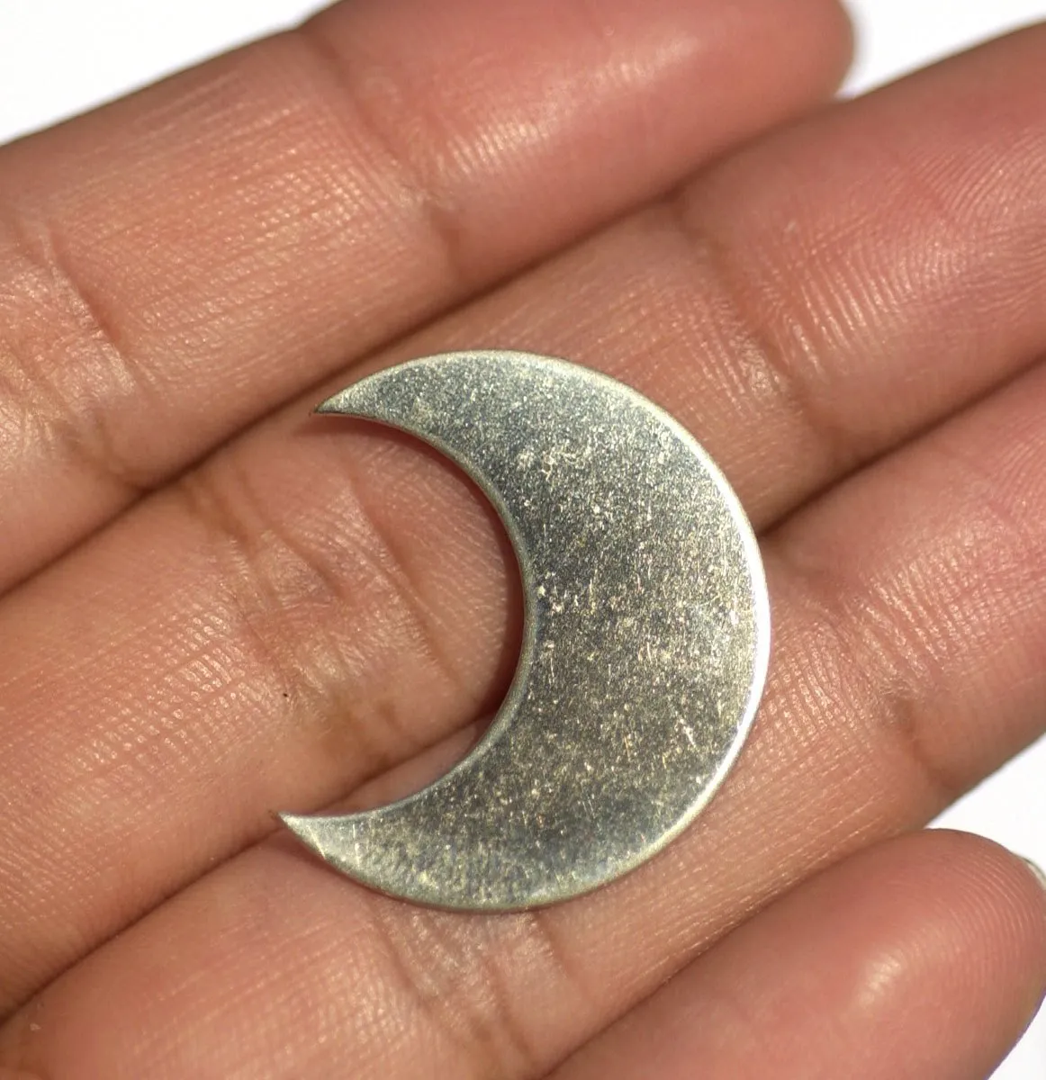Smooth Small Moon 25mm x 21mm Metal Blanks