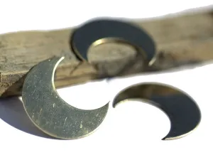 Smooth Small Moon 25mm x 21mm Metal Blanks