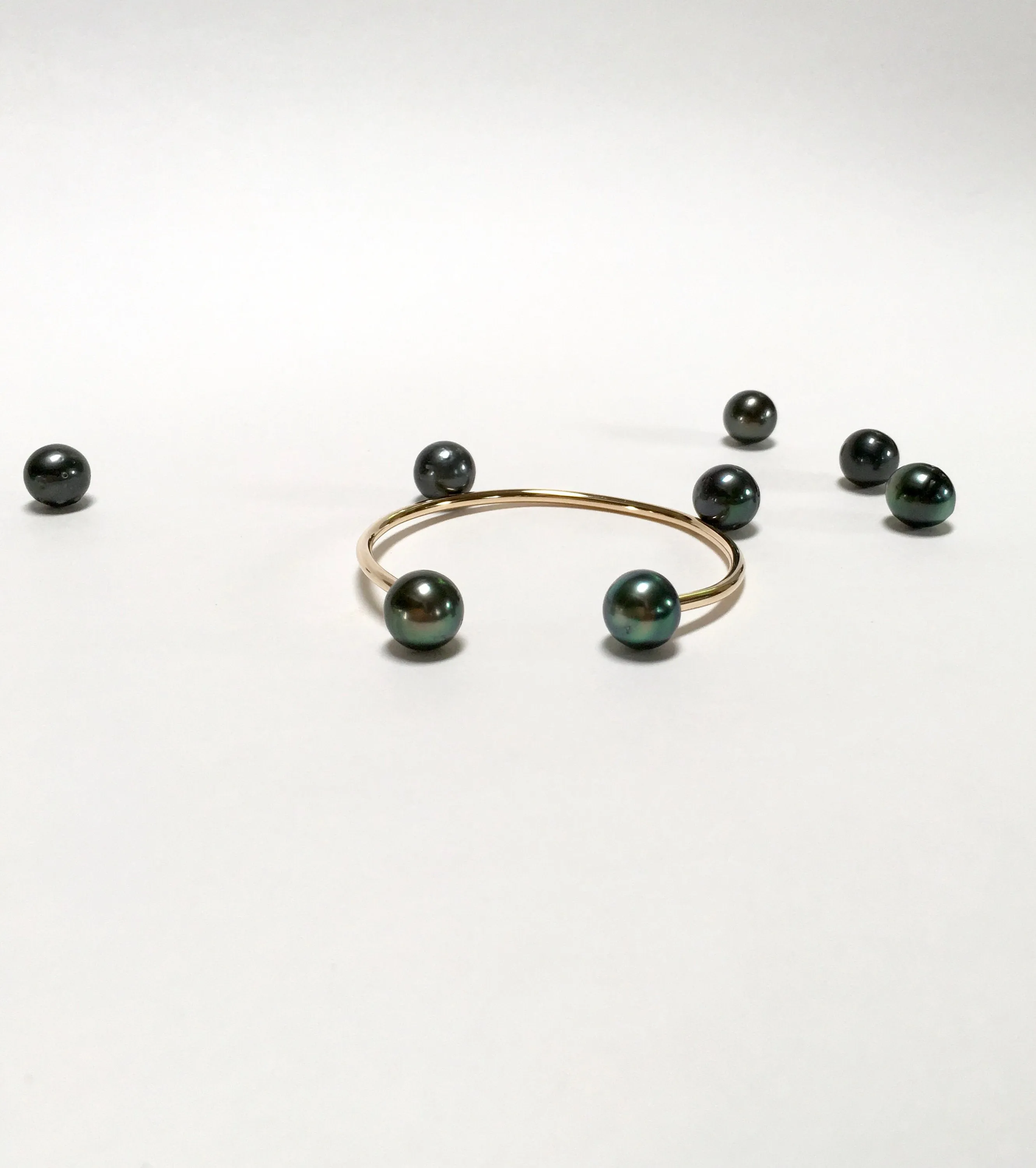 Tahitian Pearl Smooth Cuff