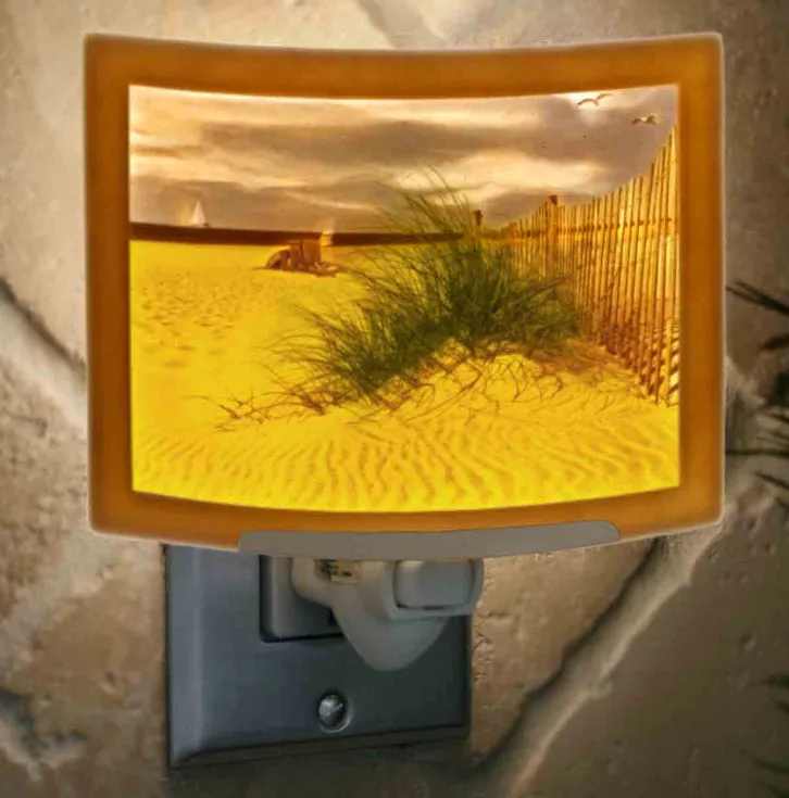 The Porcelain Garden Balmy Beach Colored Curved Night Light