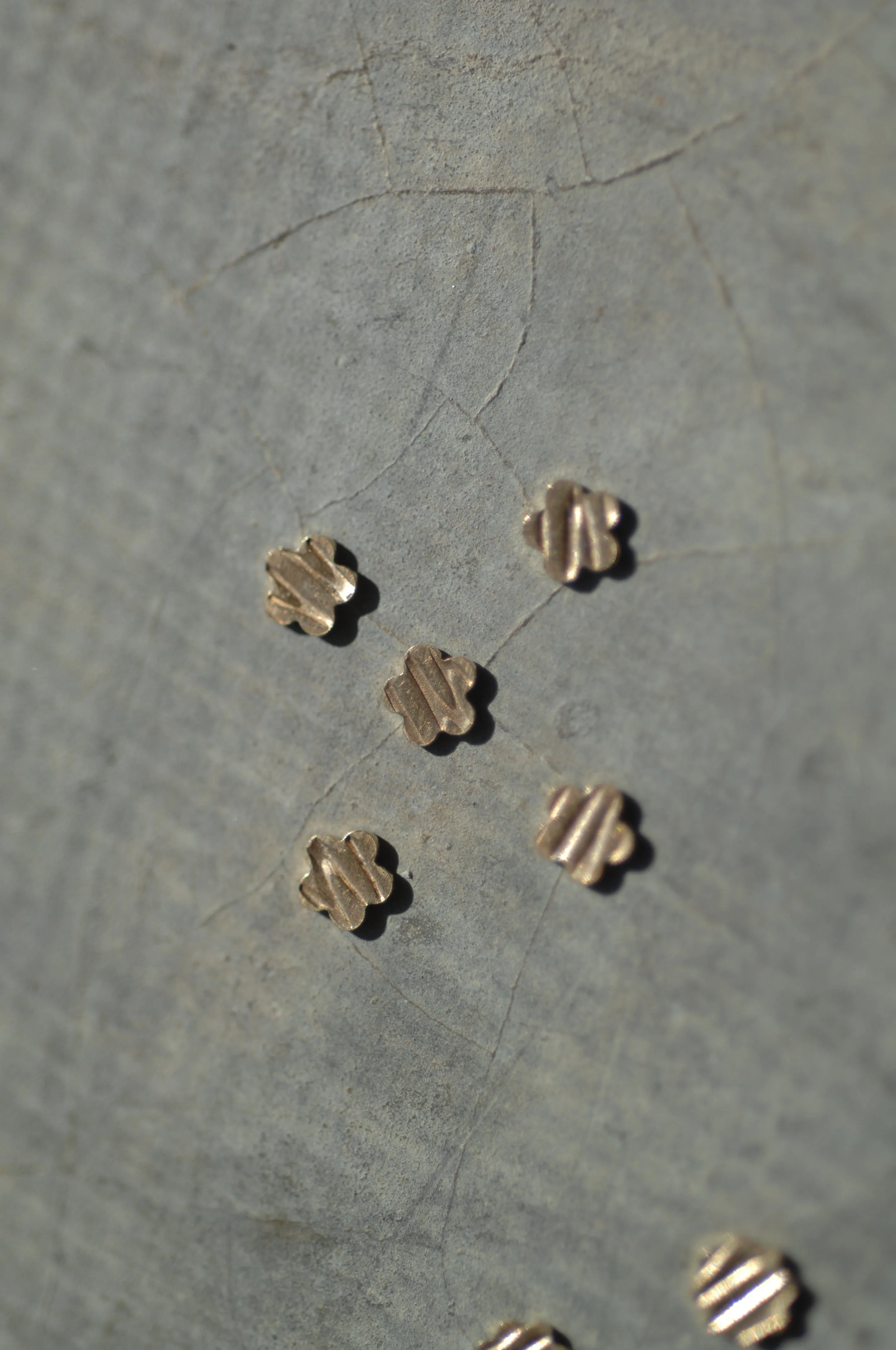 Tiny Metal Hexagon Flower 5 Petal 4.2mm