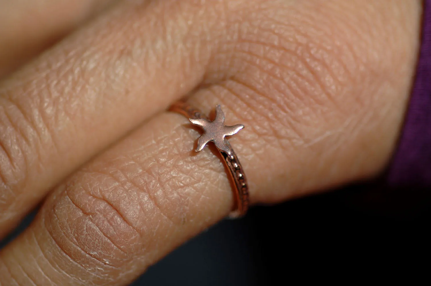 Tiny Metal Hexagon Star 4.5mm